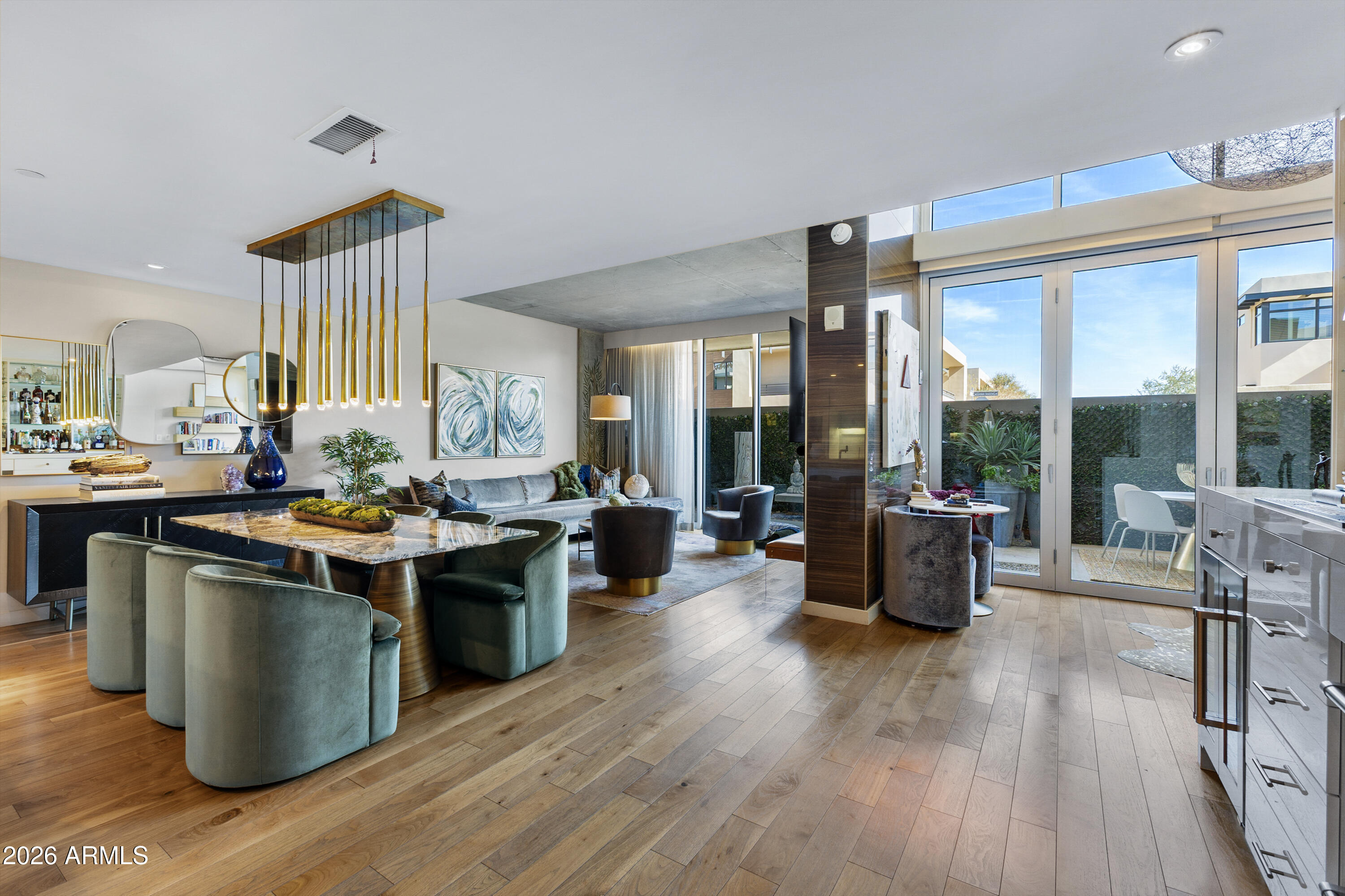 5455 E LINCOLN Drive 1014