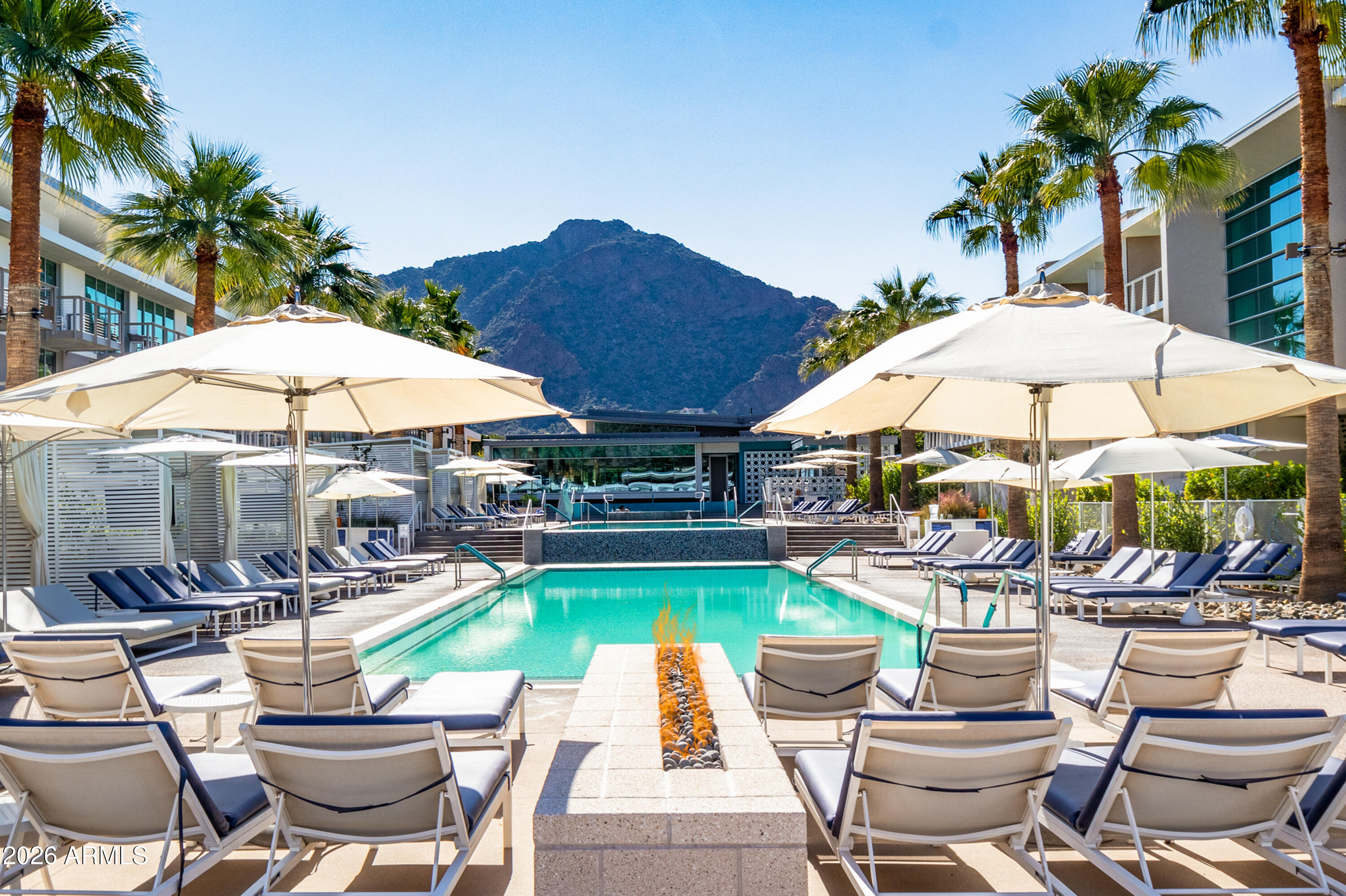 5455 E LINCOLN Drive 1014