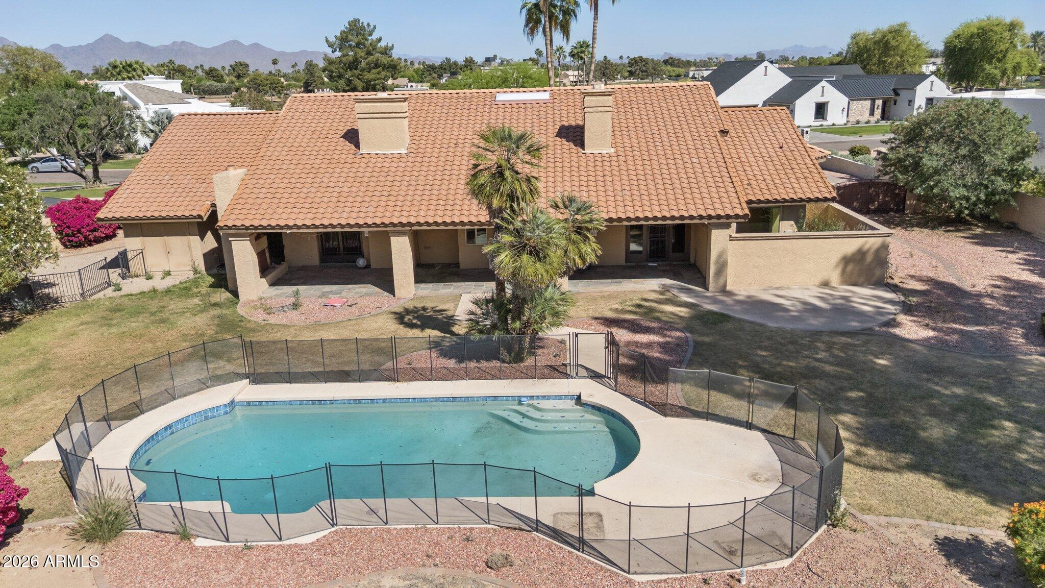 9814 N 53RD Place