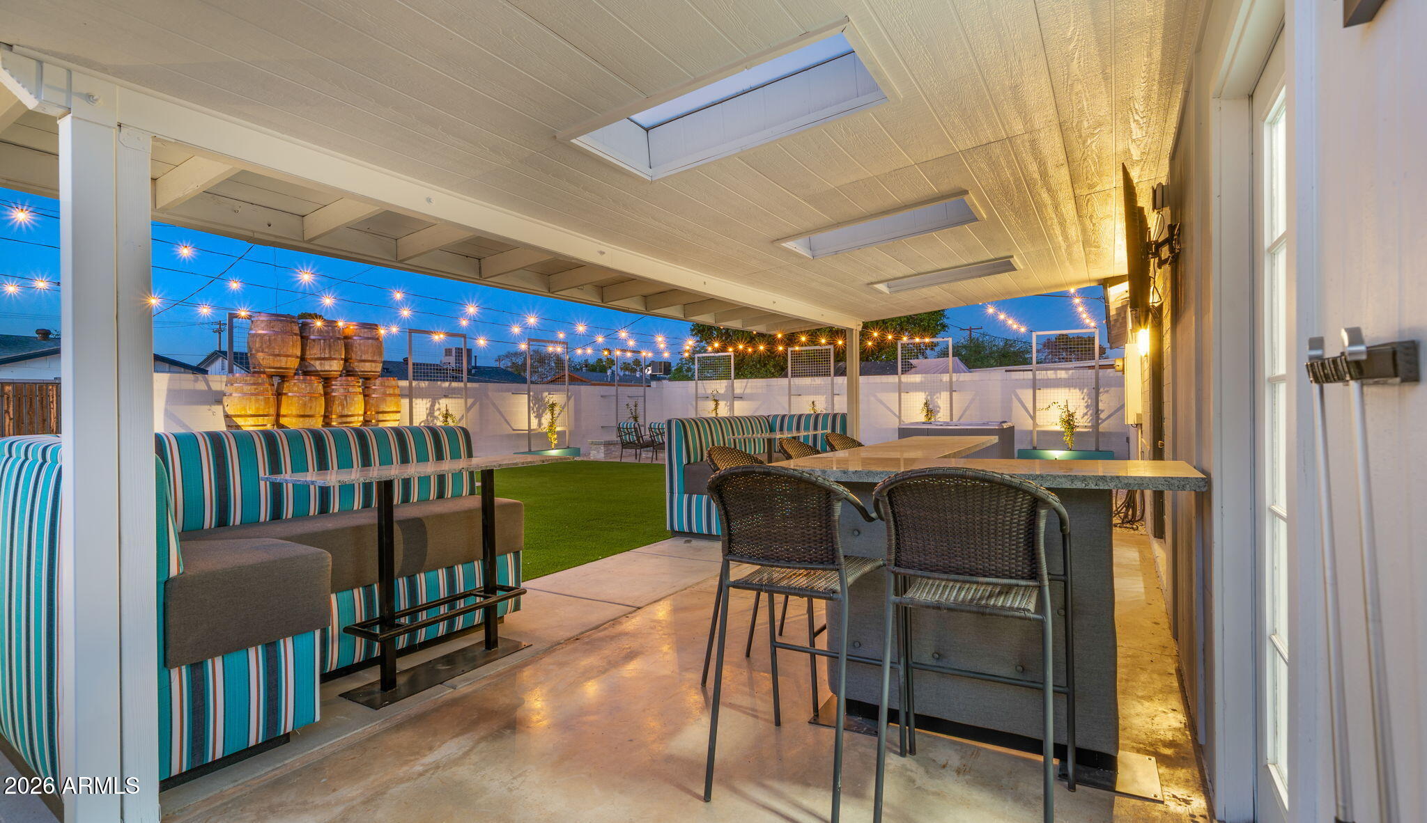 7514 E MORELAND Street