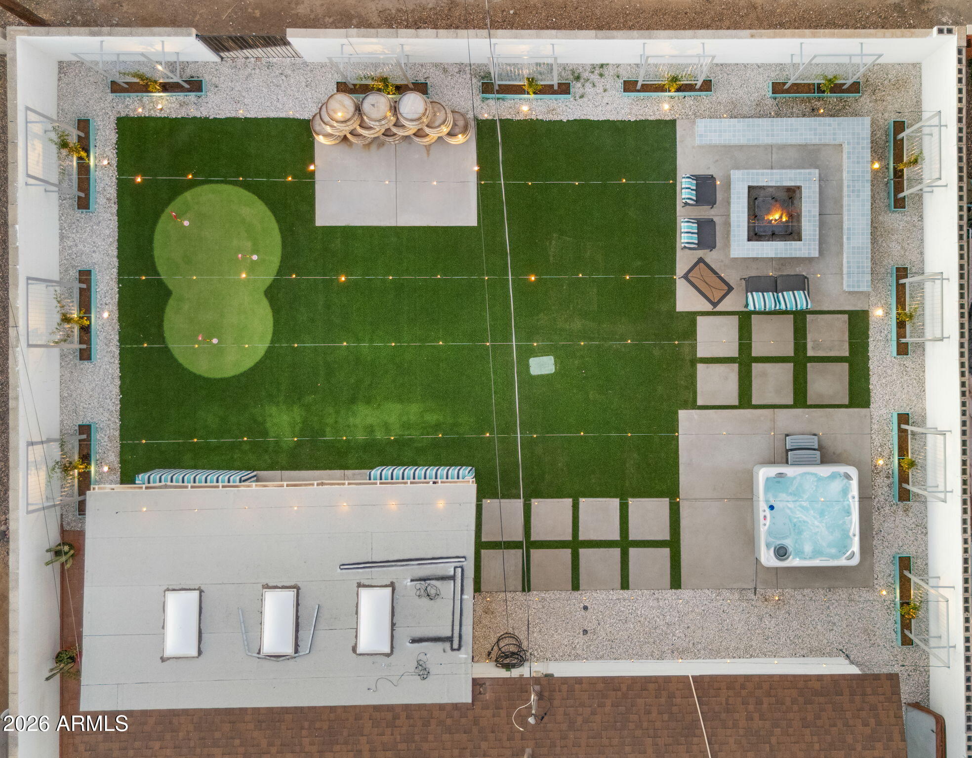 7514 E MORELAND Street