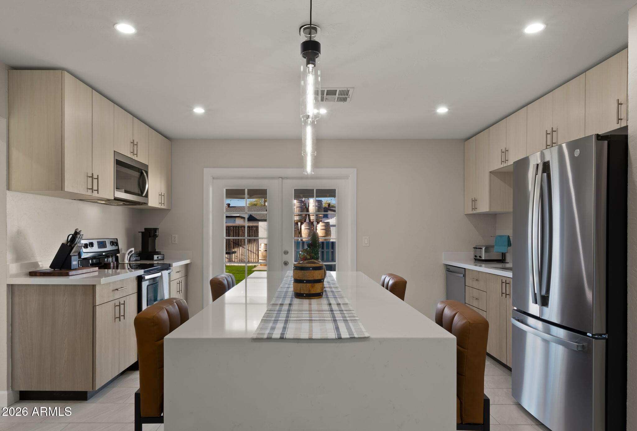 7514 E MORELAND Street