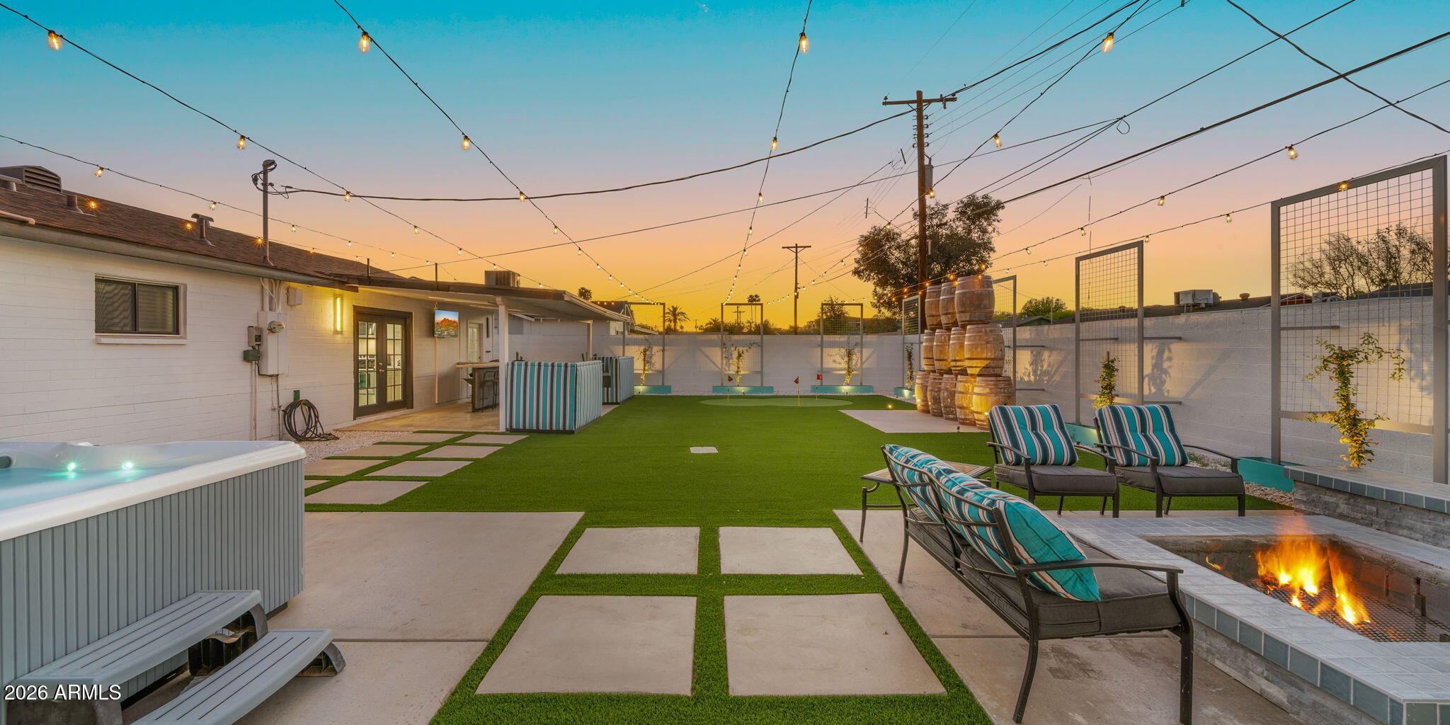 7514 E MORELAND Street