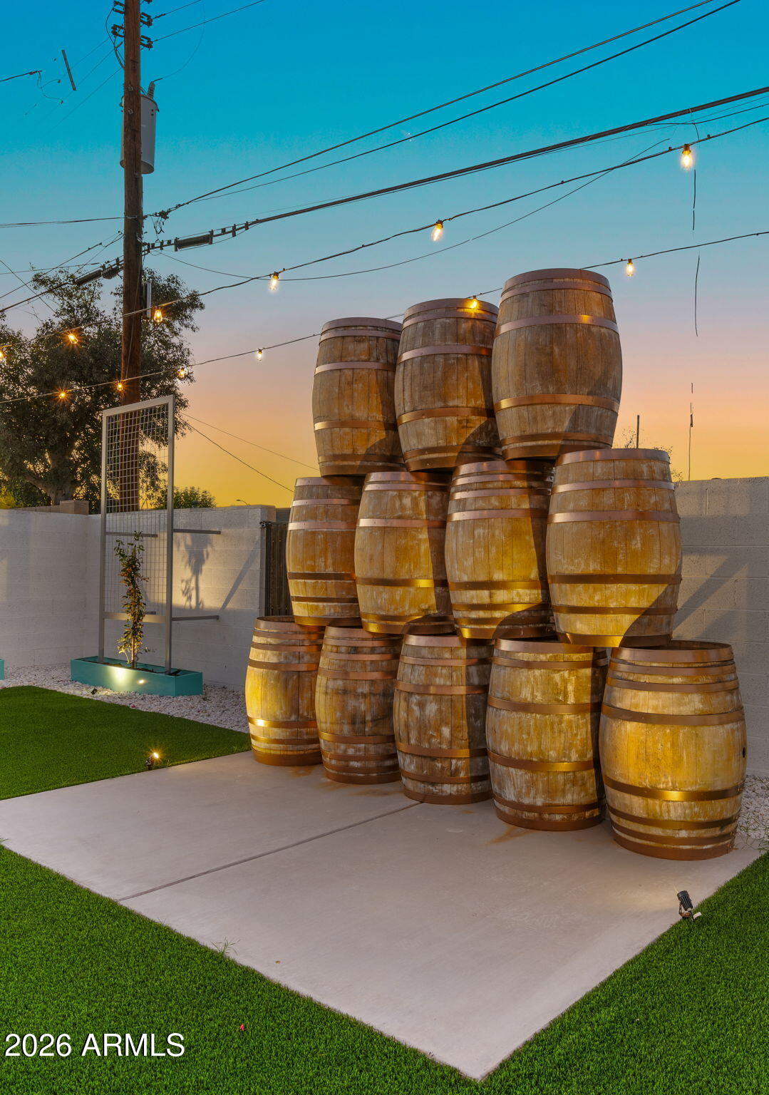 7514 E MORELAND Street