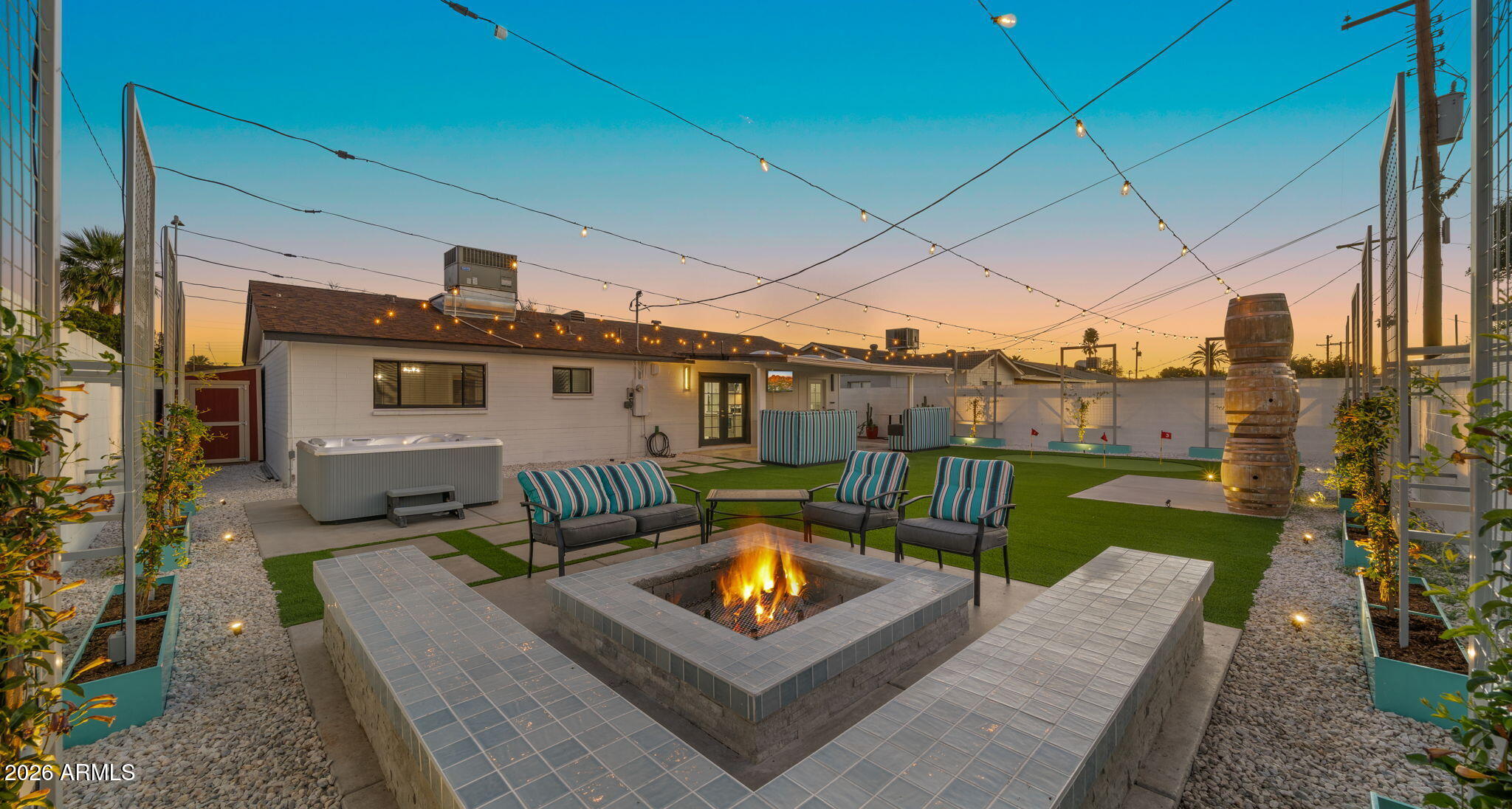 7514 E MORELAND Street