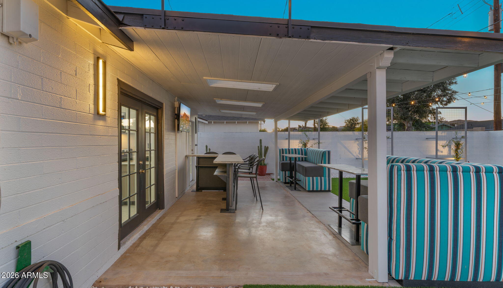 7514 E MORELAND Street