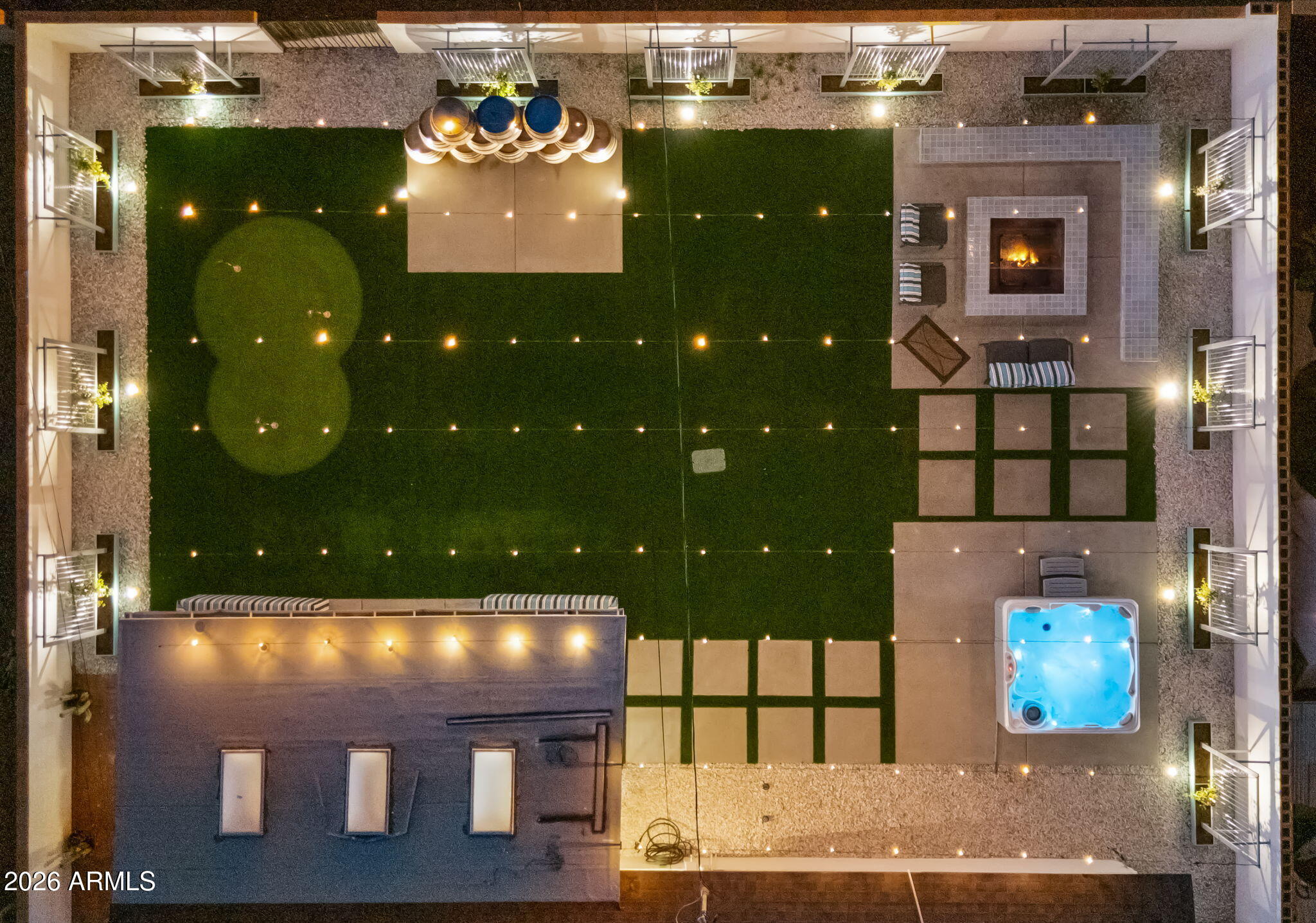 7514 E MORELAND Street