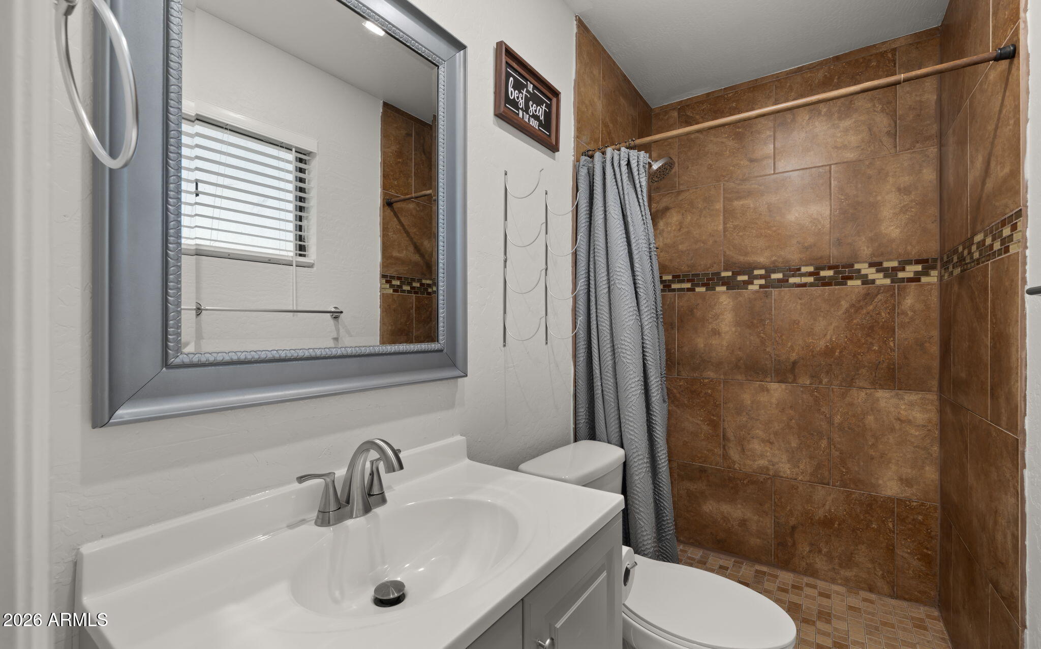 7514 E MORELAND Street