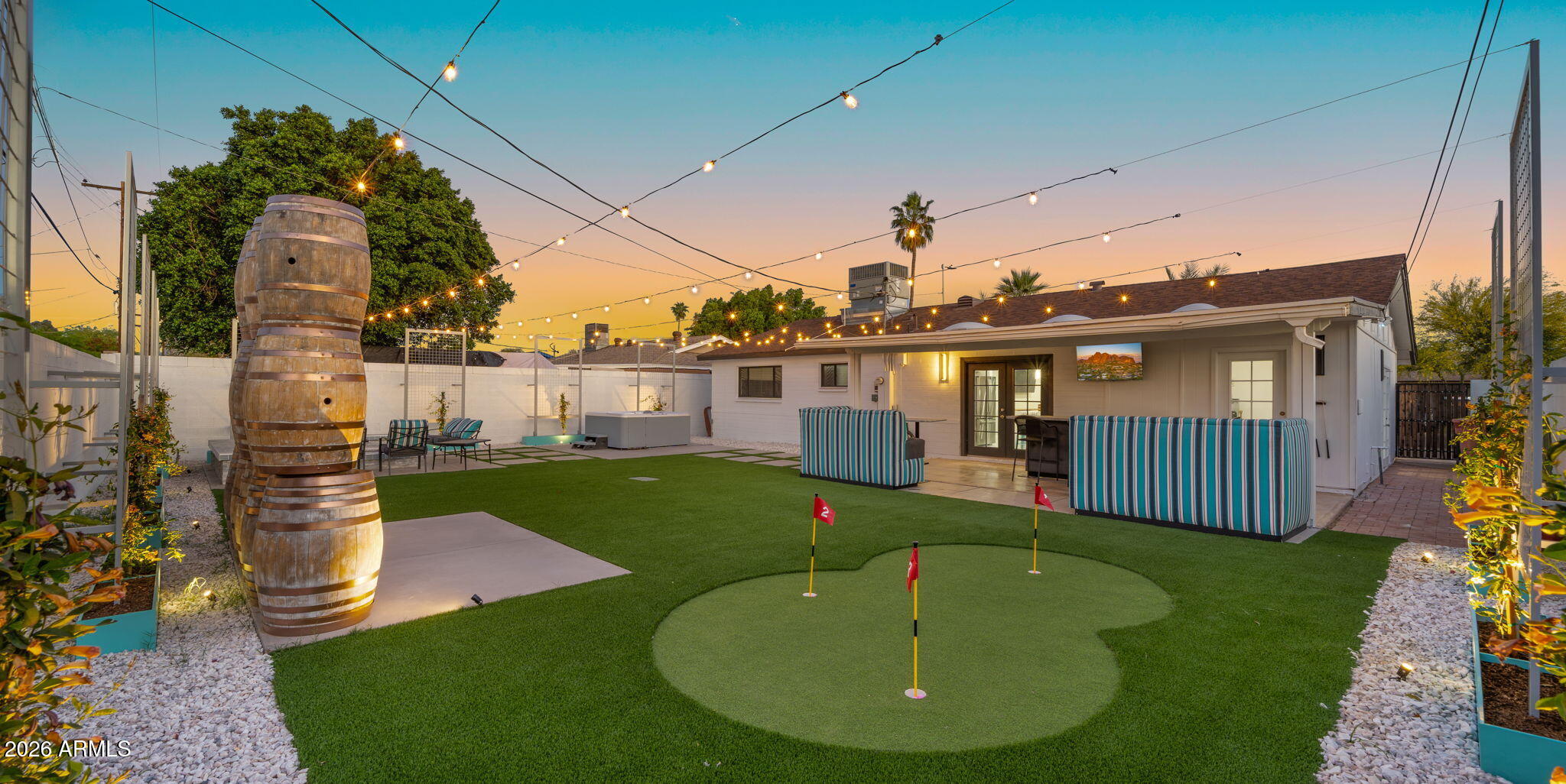 7514 E MORELAND Street