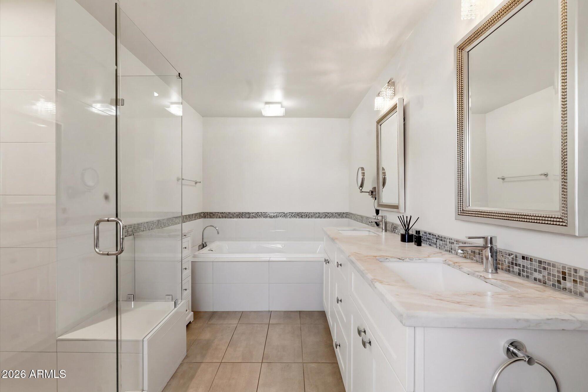 8372 E SAN SALVADOR Drive