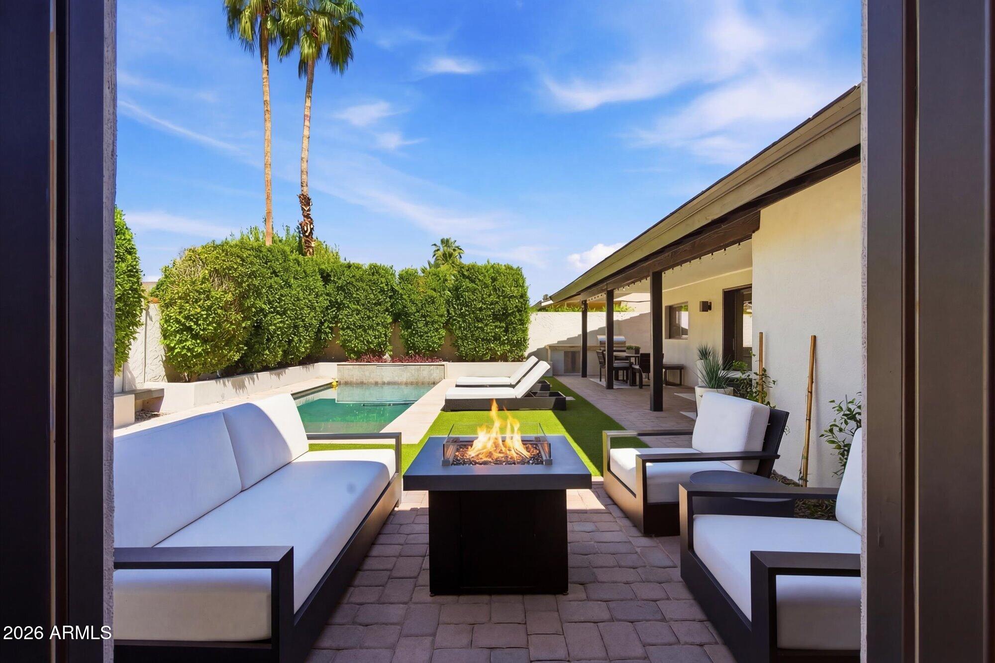 8372 E SAN SALVADOR Drive