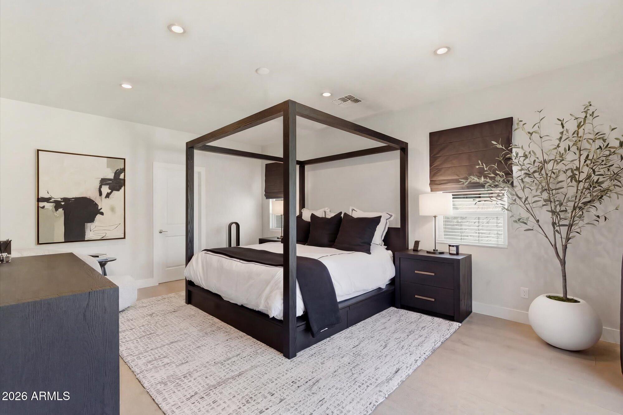 8372 E SAN SALVADOR Drive