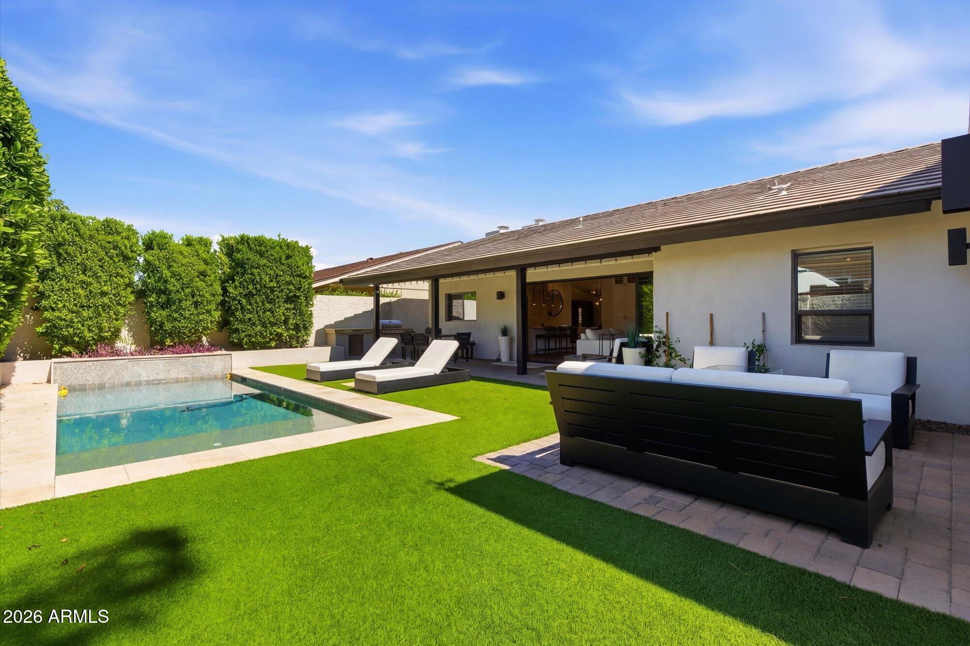 8372 E SAN SALVADOR Drive