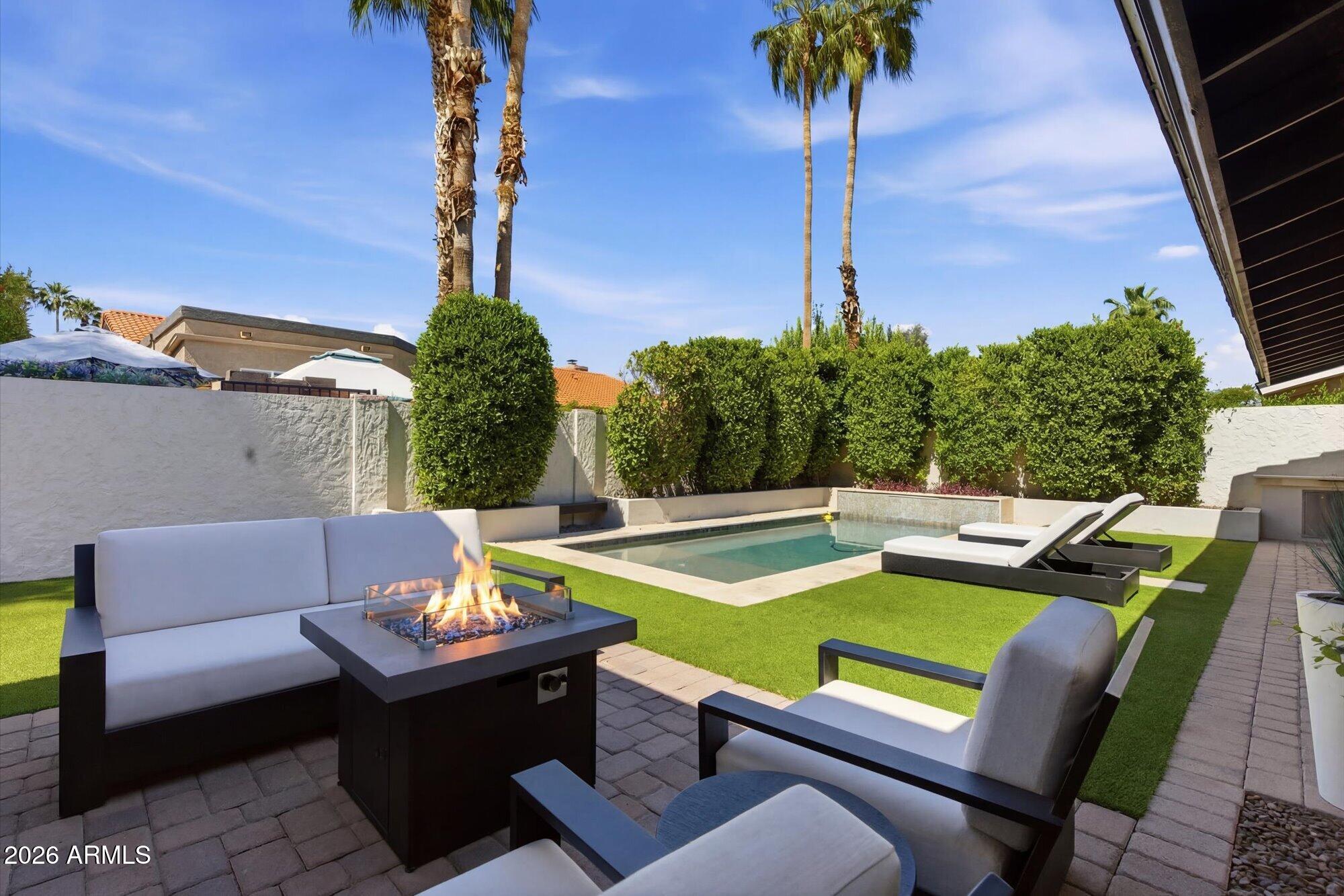 8372 E SAN SALVADOR Drive