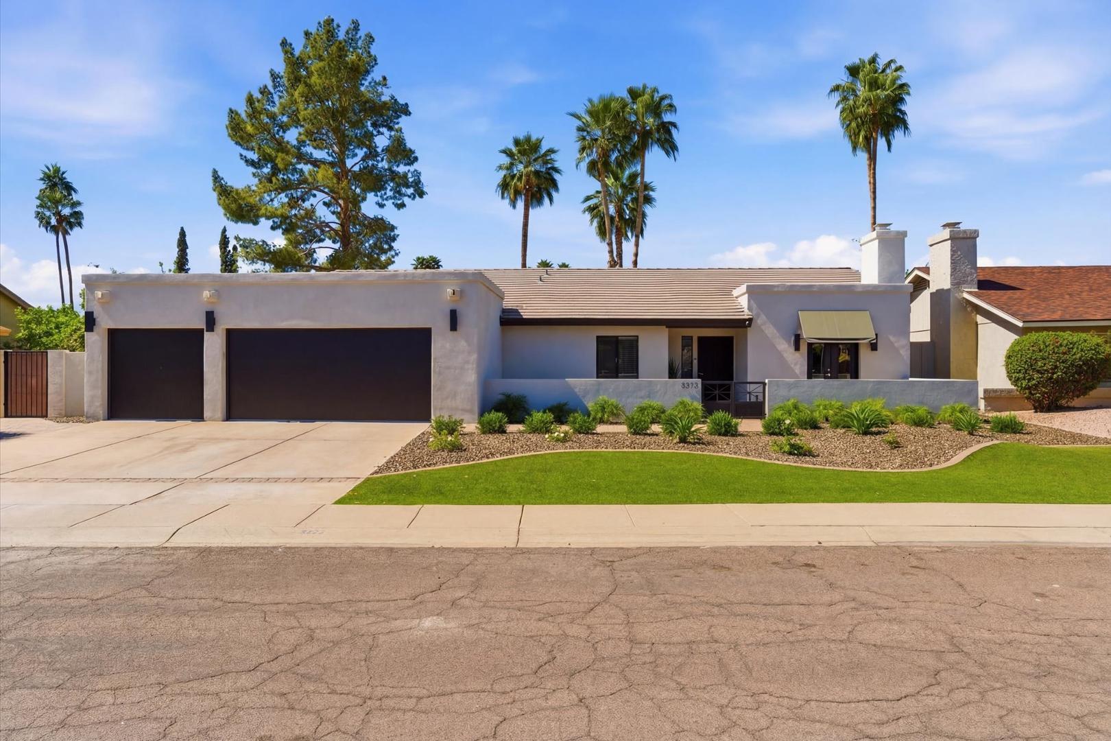 8372 E San Salvador Drive