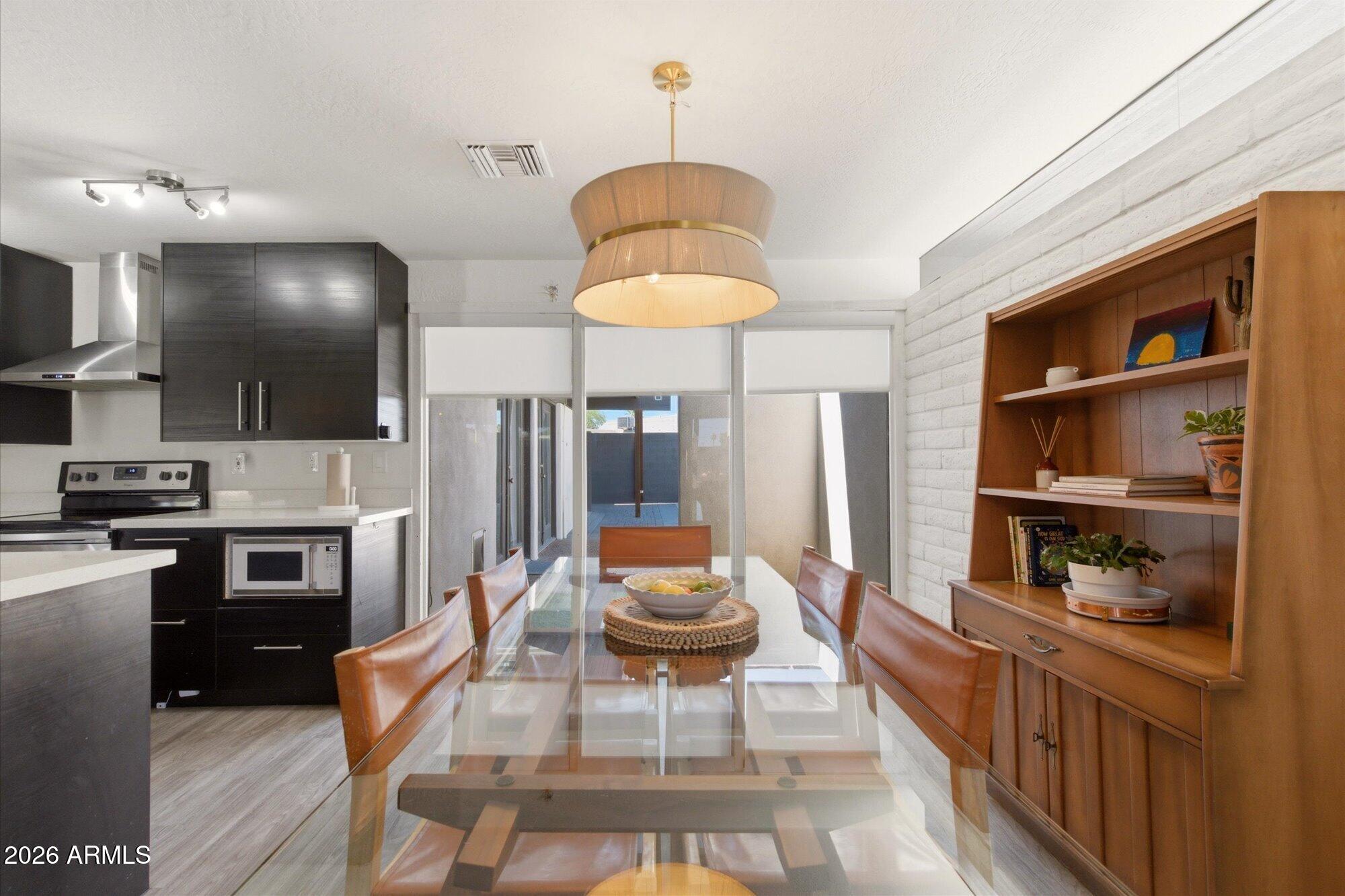 3020 E WETHERSFIELD Road