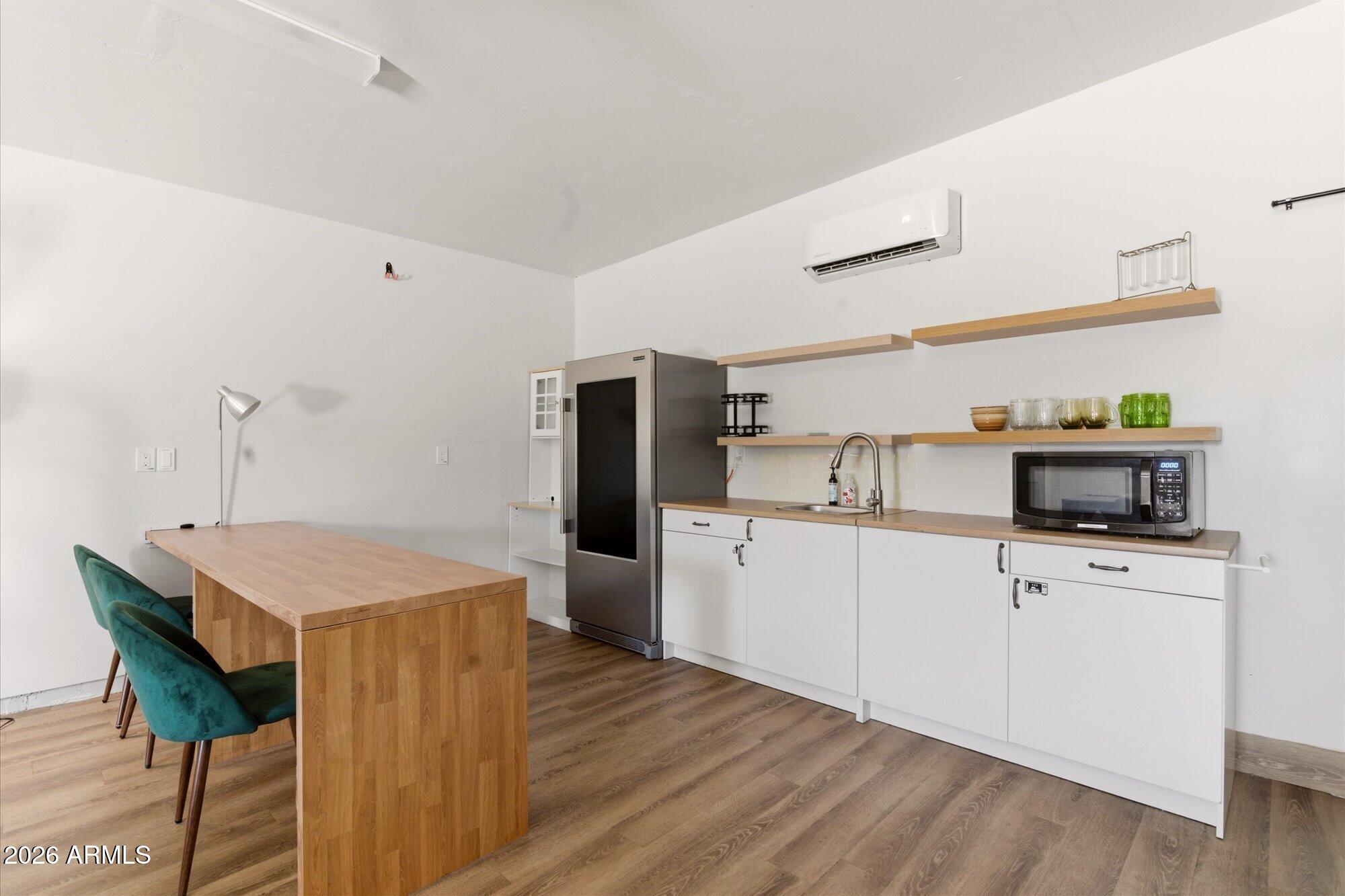 3020 E WETHERSFIELD Road