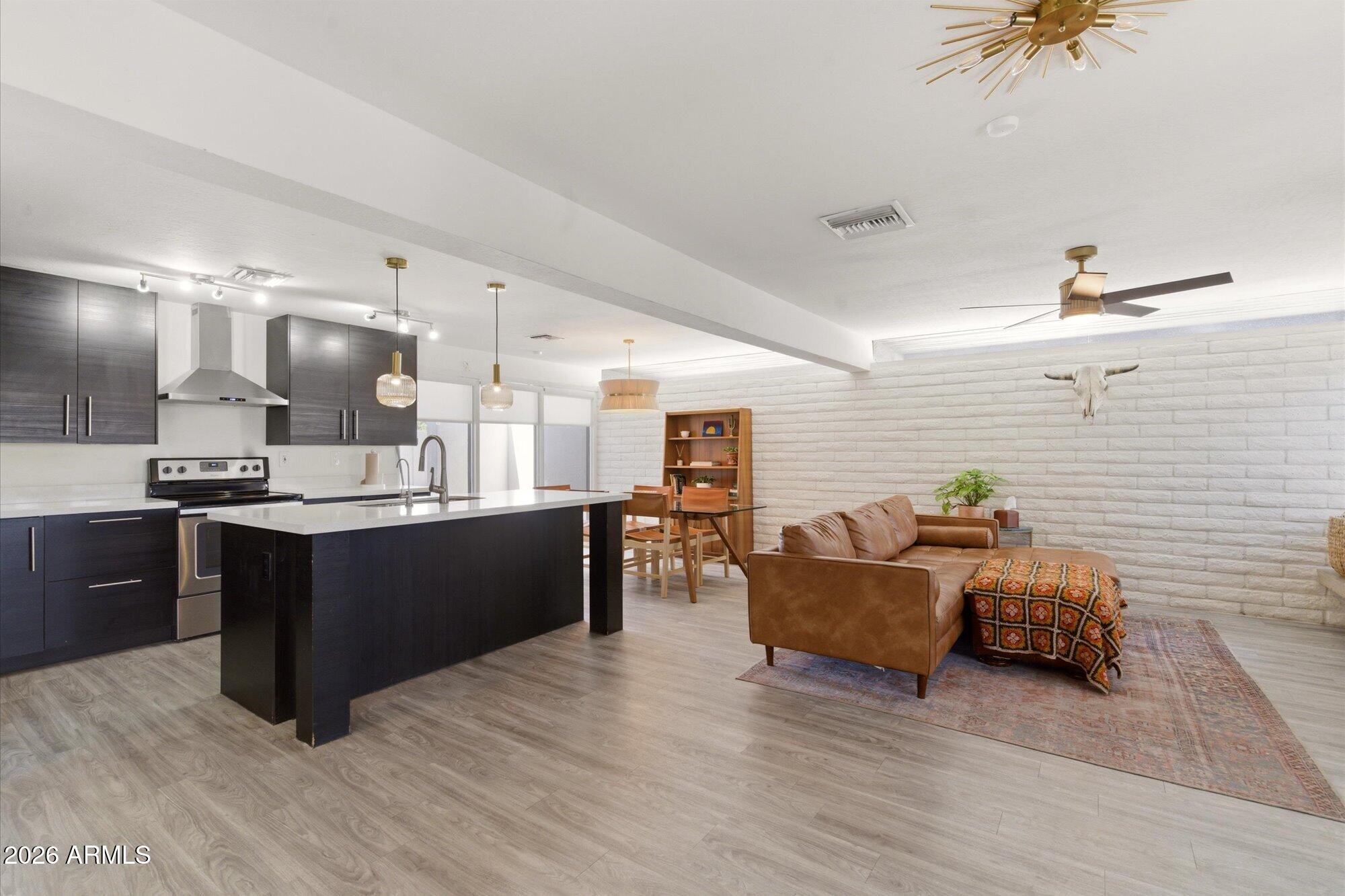 3020 E WETHERSFIELD Road