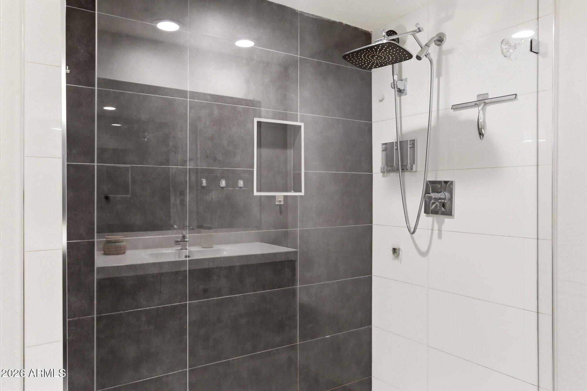 3020 E WETHERSFIELD Road