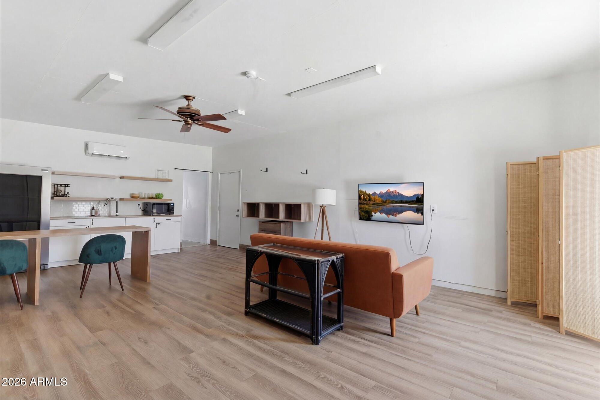 3020 E WETHERSFIELD Road