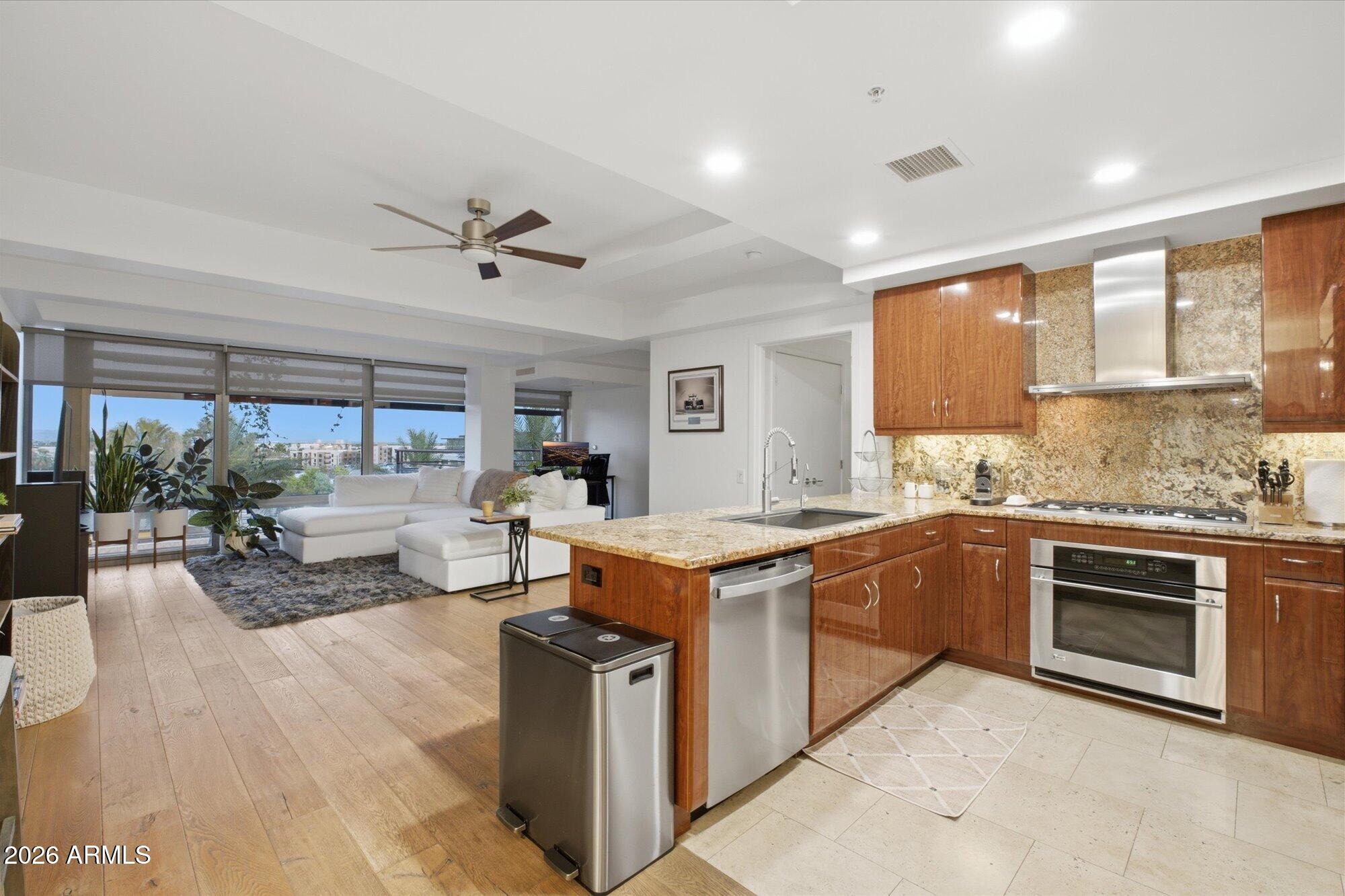 7167 E RANCHO VISTA Drive 5010