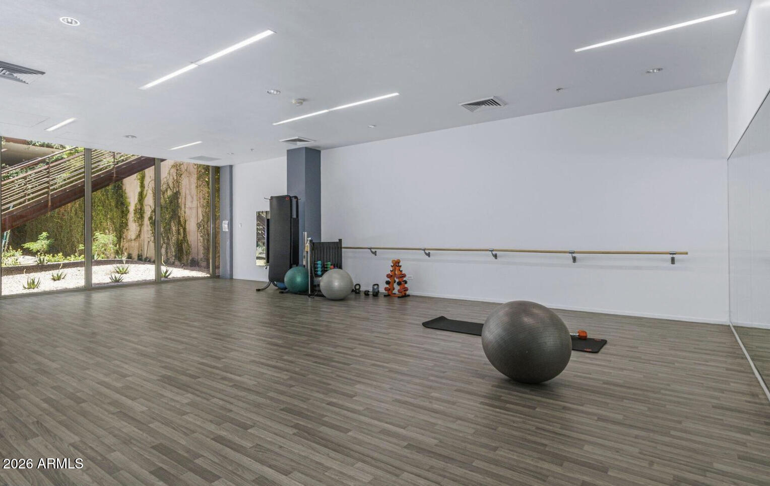 7167 E RANCHO VISTA Drive 5010