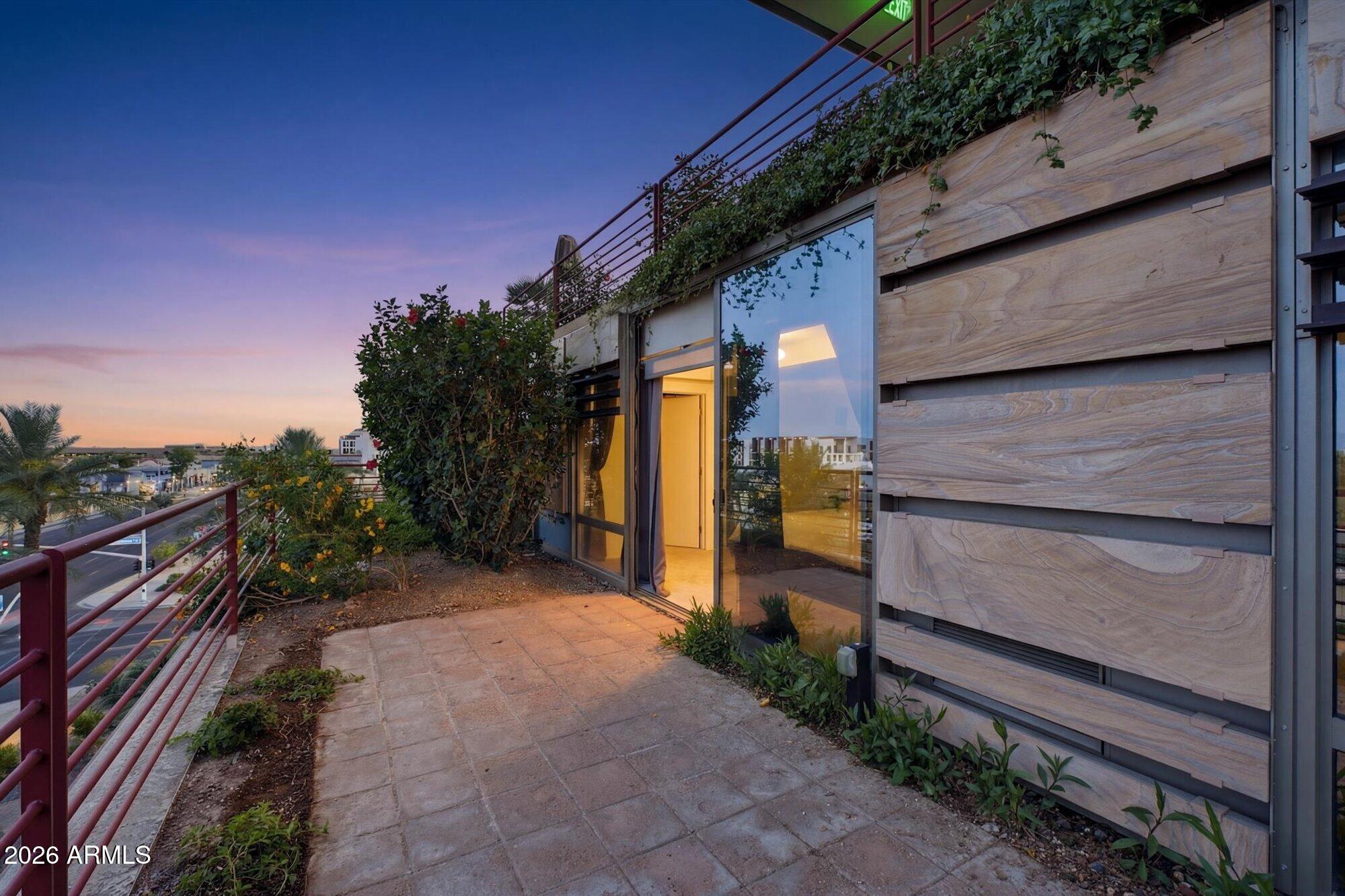 7167 E RANCHO VISTA Drive 5010