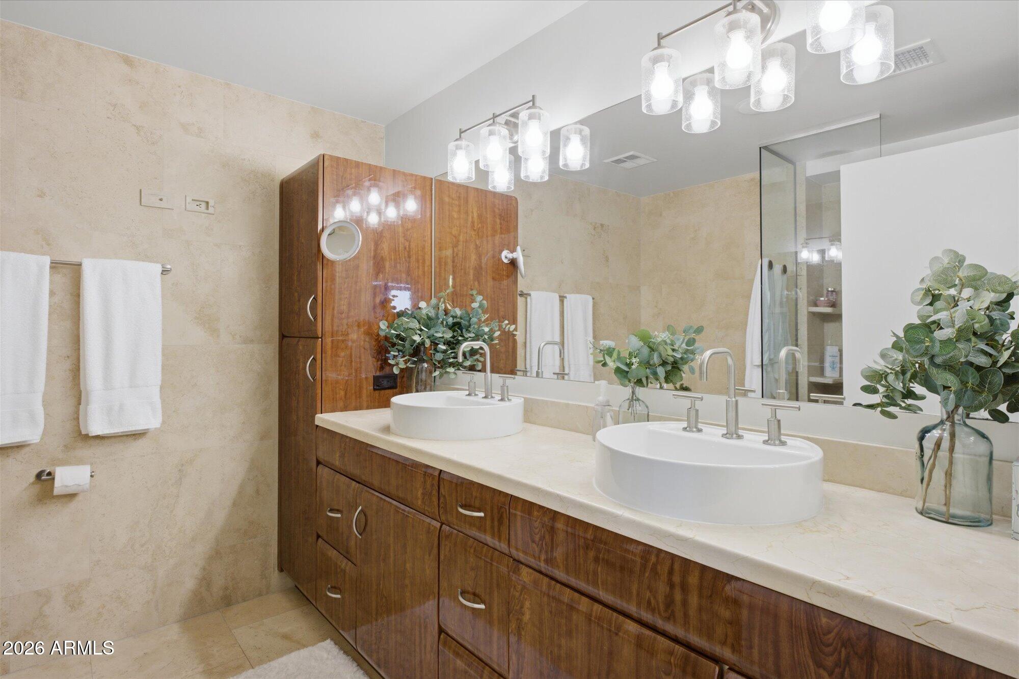 7167 E RANCHO VISTA Drive 5010