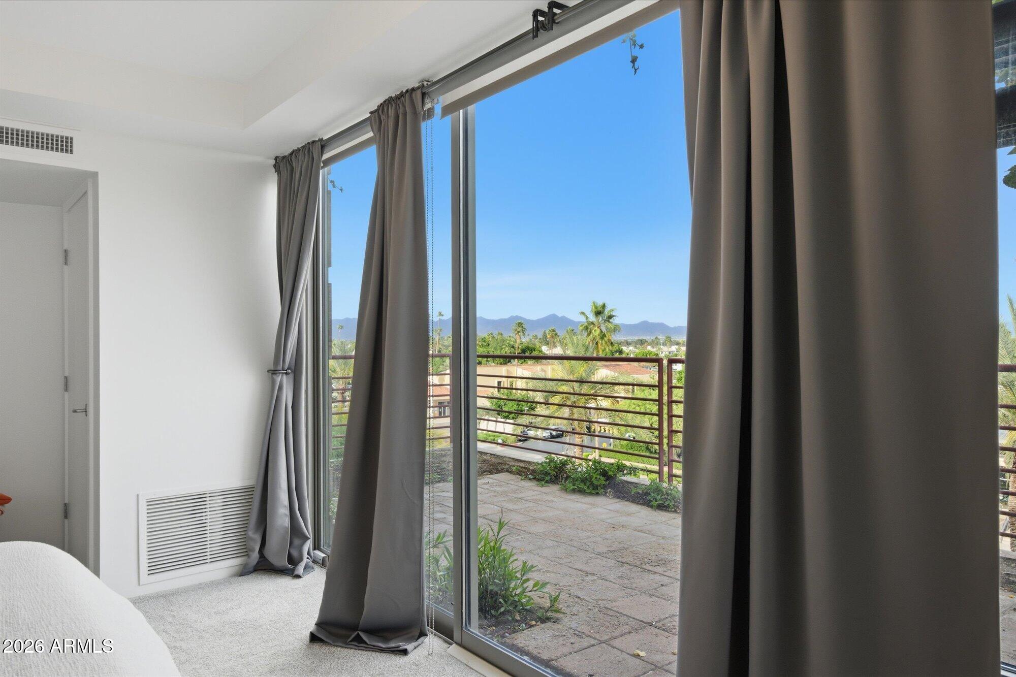 7167 E RANCHO VISTA Drive 5010