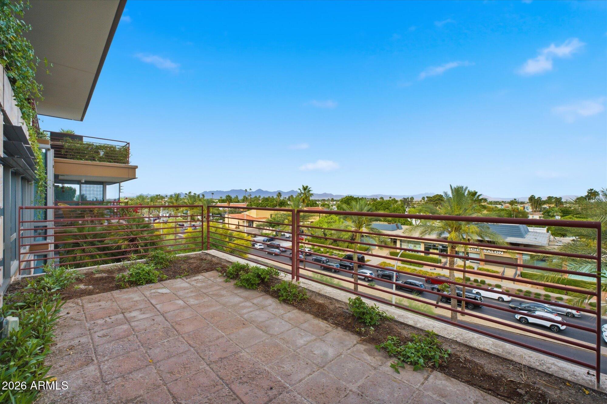 7167 E RANCHO VISTA Drive 5010