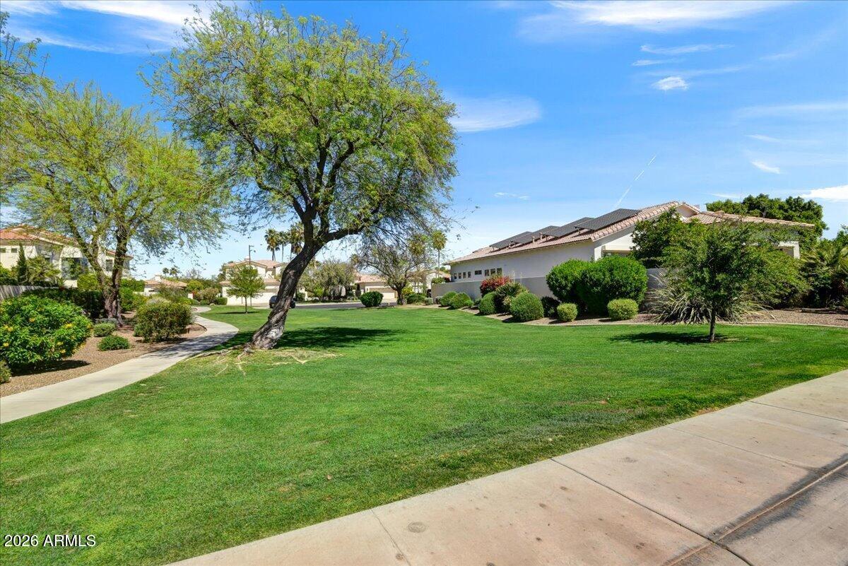 7573 E MCLELLAN Lane