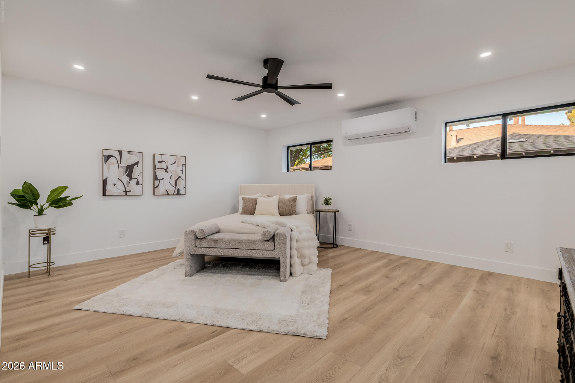 1111 W TOWNLEY Avenue