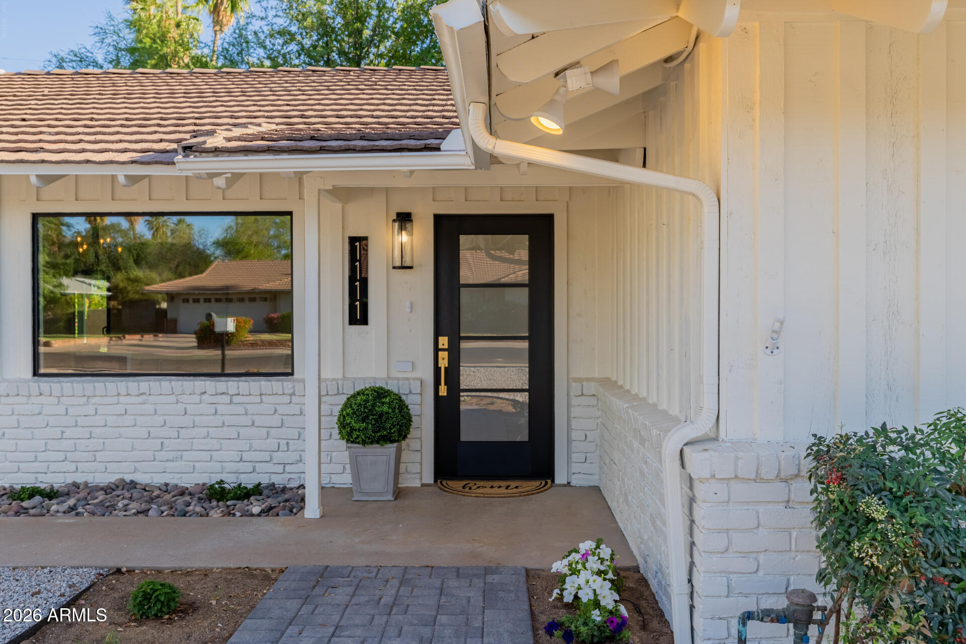 1111 W TOWNLEY Avenue