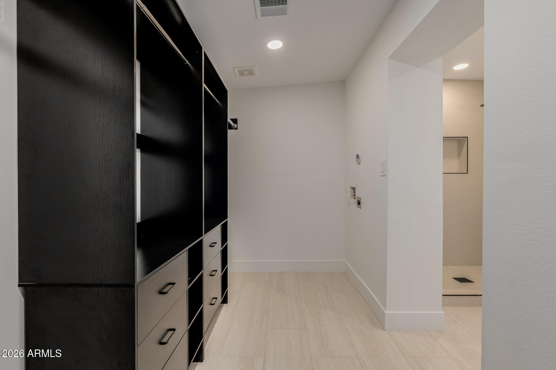 1111 W TOWNLEY Avenue