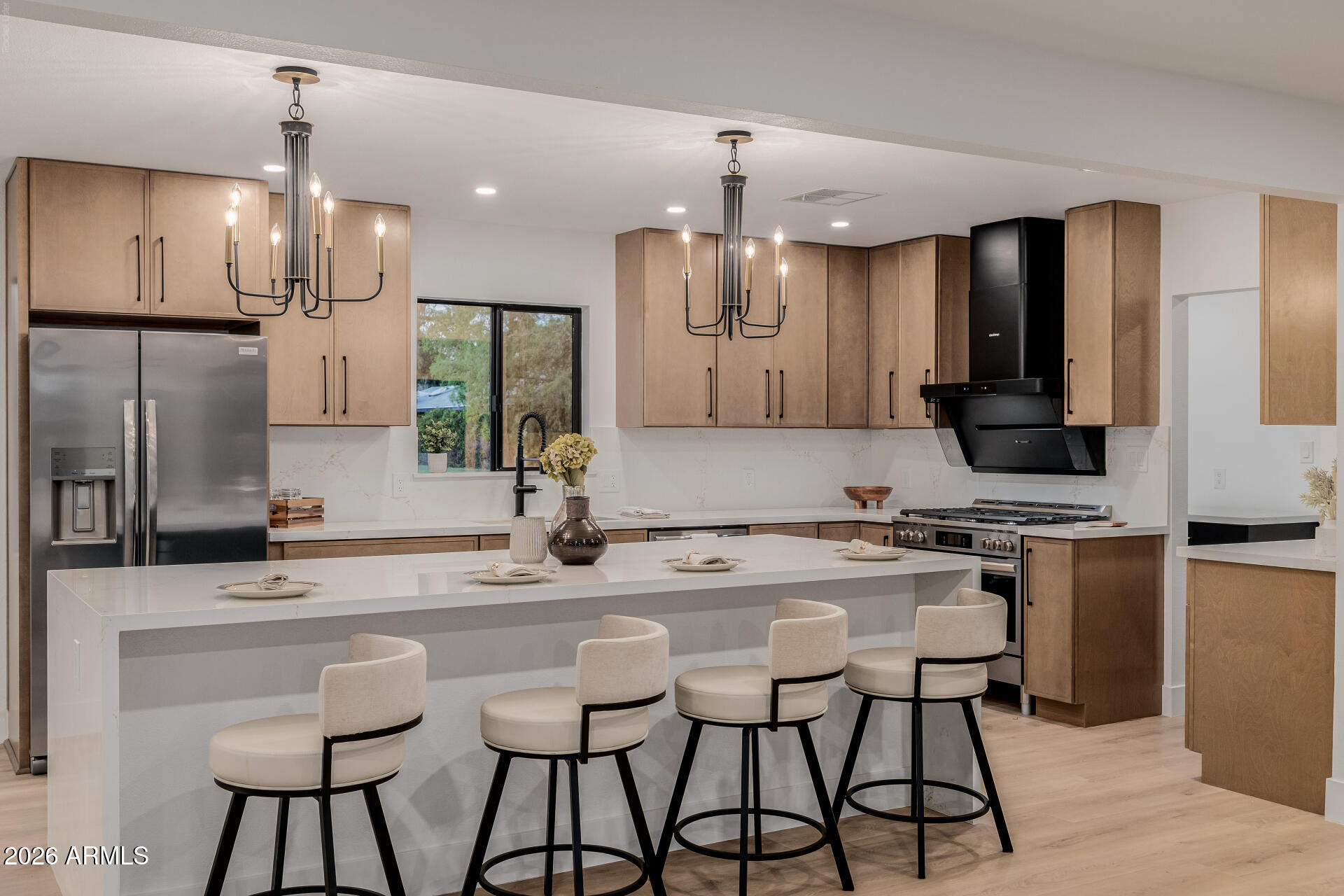 1111 W TOWNLEY Avenue