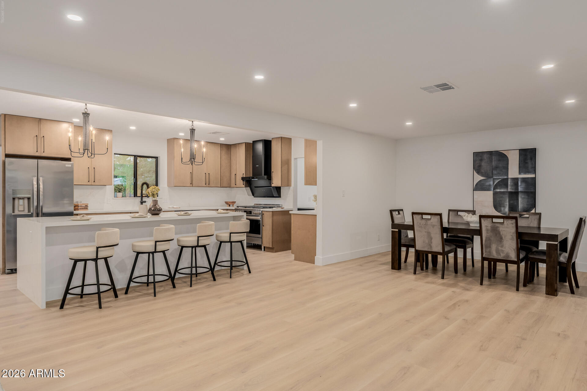 1111 W TOWNLEY Avenue