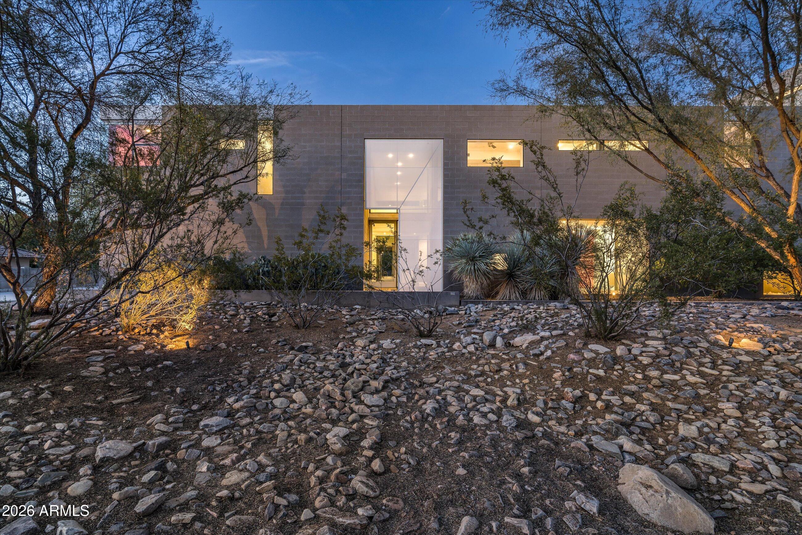 10010 E JENAN Drive