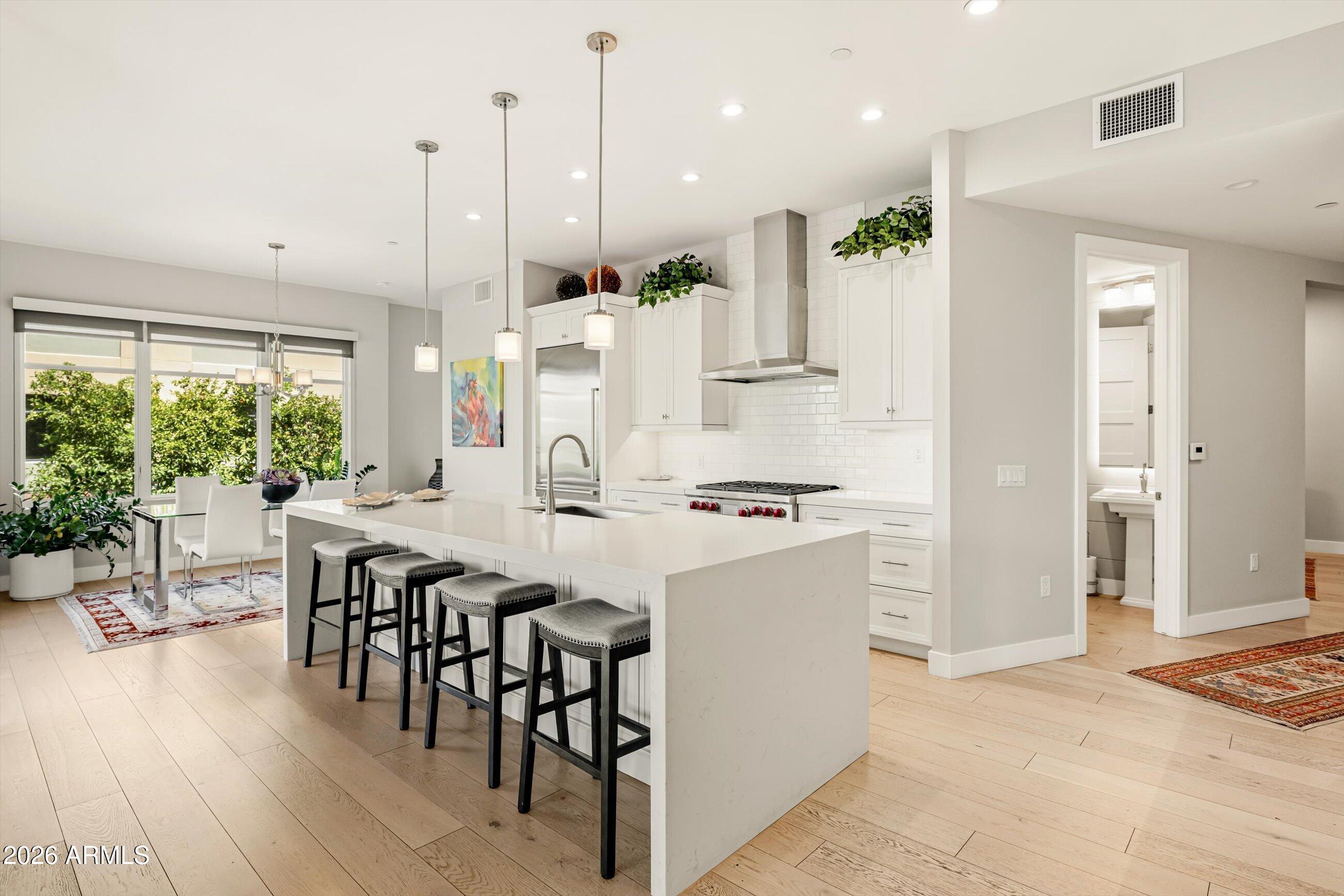 6166 N Scottsdale Road Unit: A2007