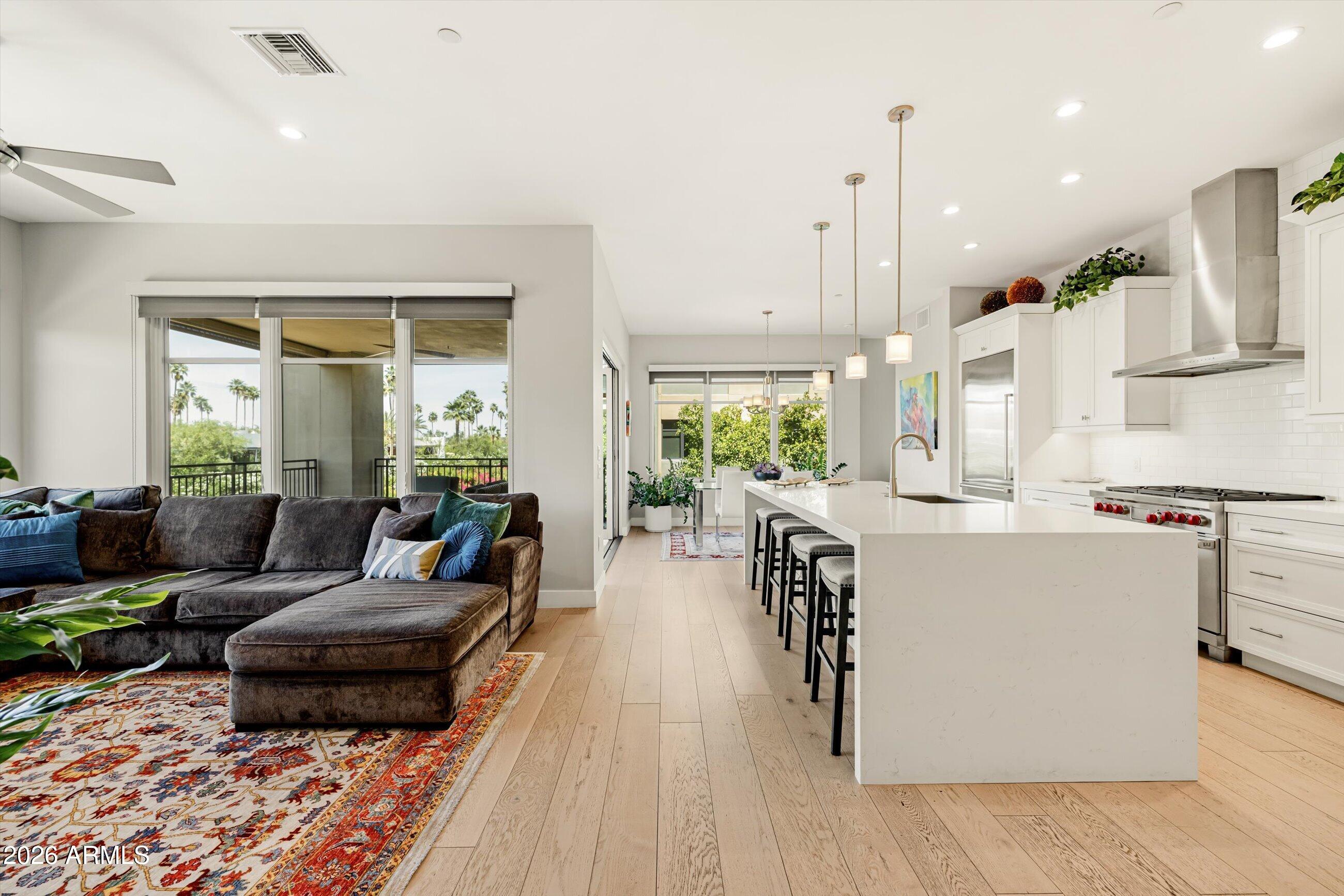 6166 N Scottsdale Road Unit: A2007