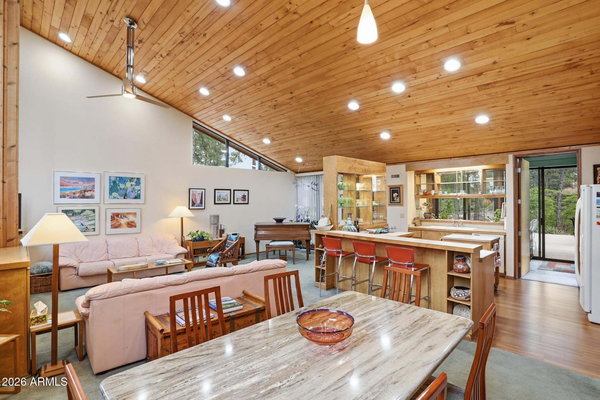 204 N FOREST PARK Drive