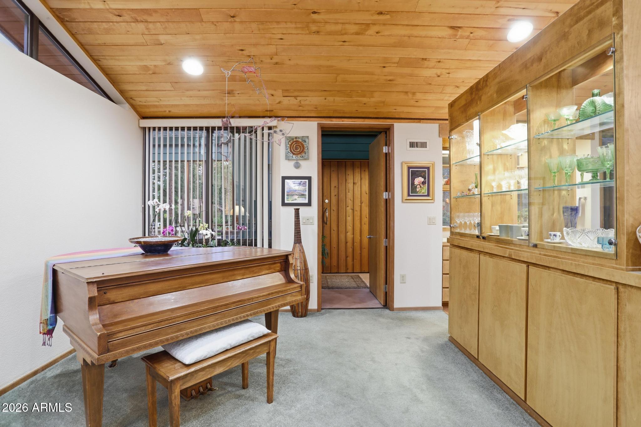 204 N FOREST PARK Drive