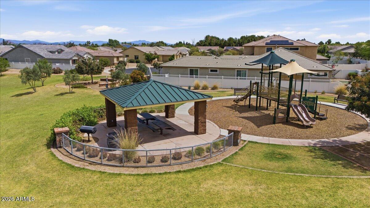 2435 E Saint Catherine Avenue