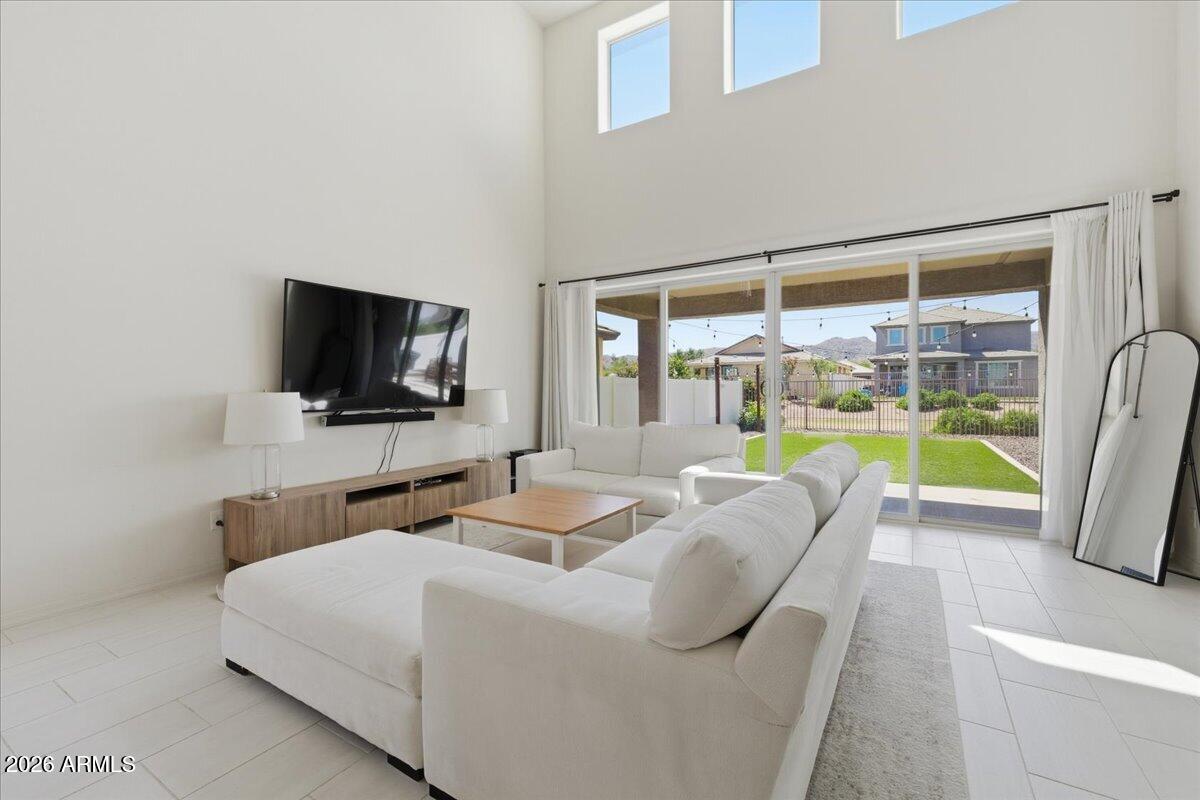 2435 E Saint Catherine Avenue