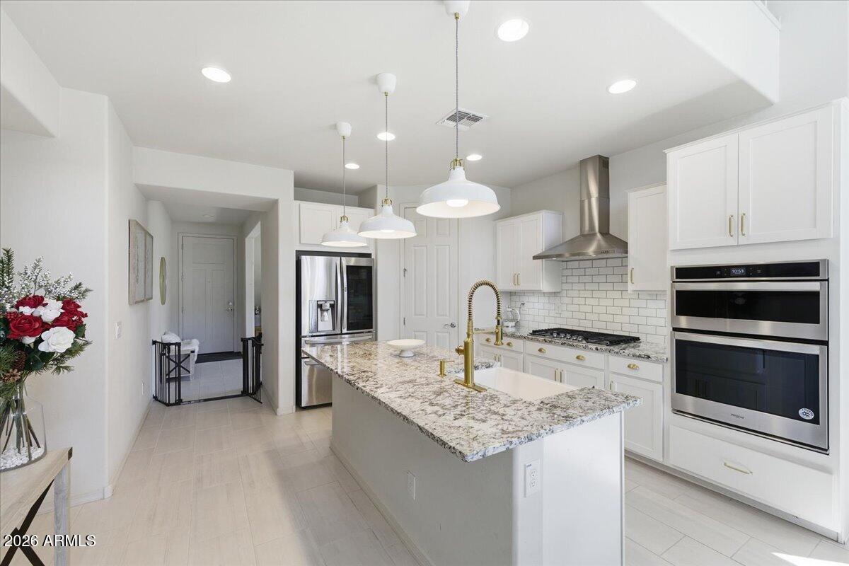 2435 E Saint Catherine Avenue