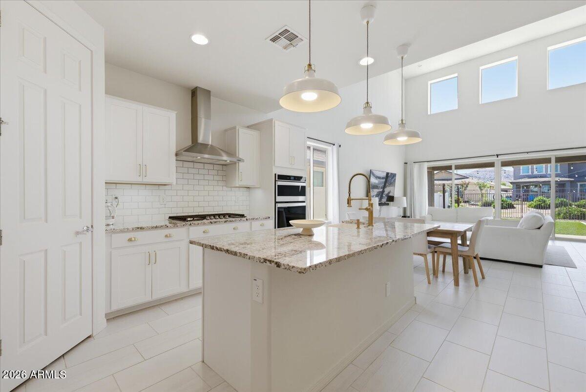 2435 E Saint Catherine Avenue