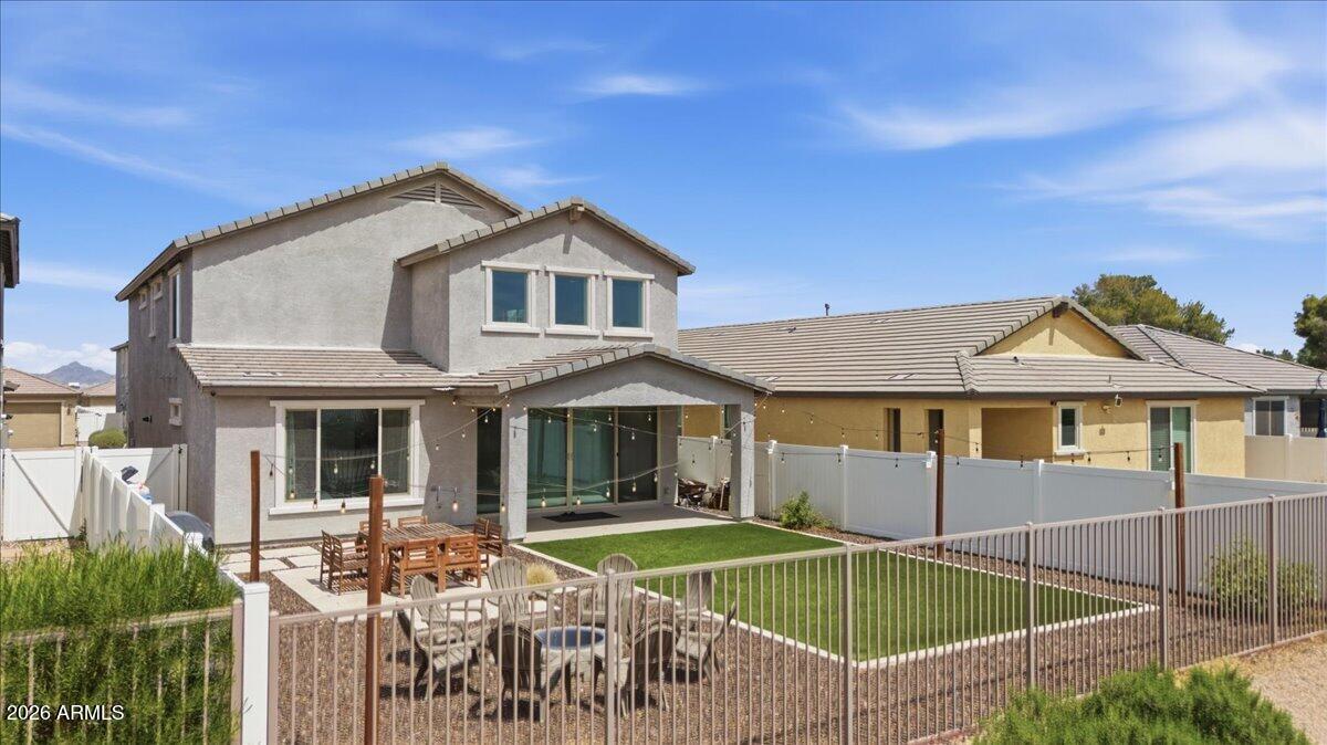 2435 E Saint Catherine Avenue