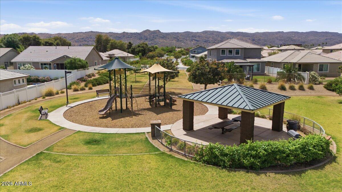 2435 E Saint Catherine Avenue