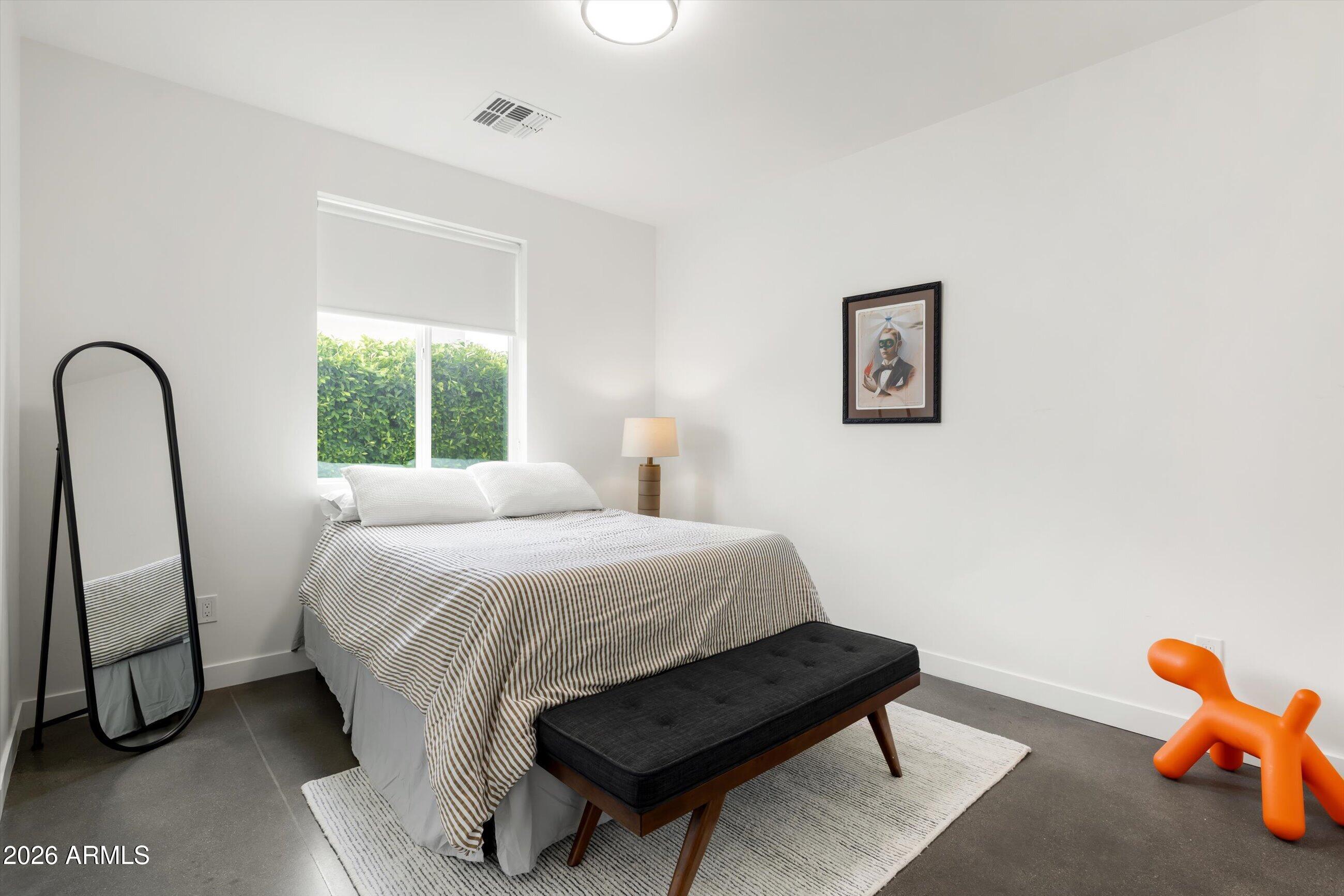 2922 E BLANCHE Drive