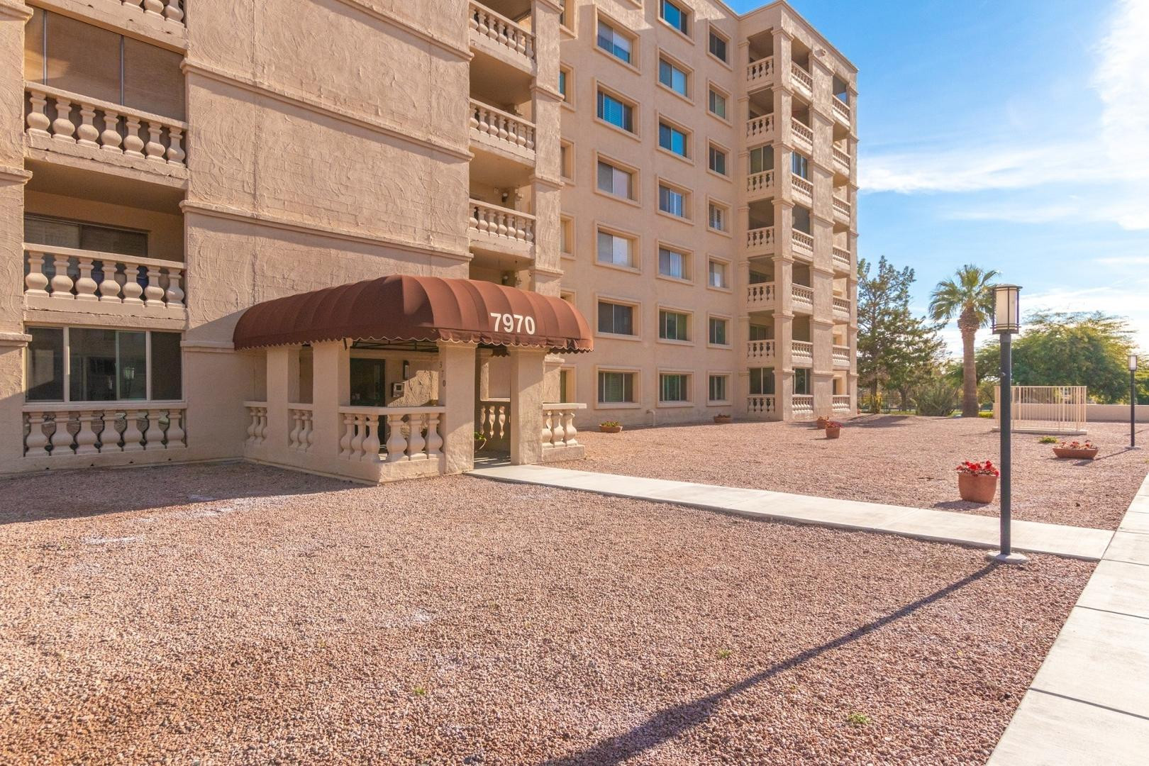 7950 E Camelback Road 305
