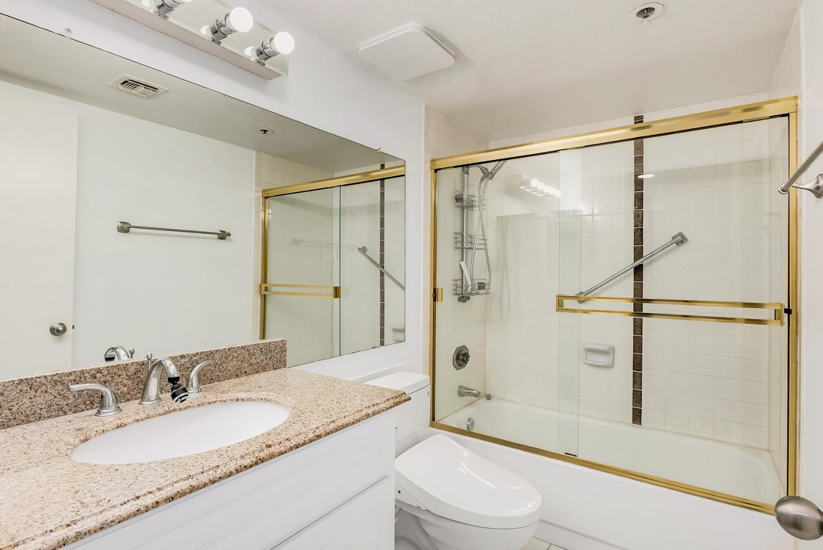 7950 E Camelback Road 305